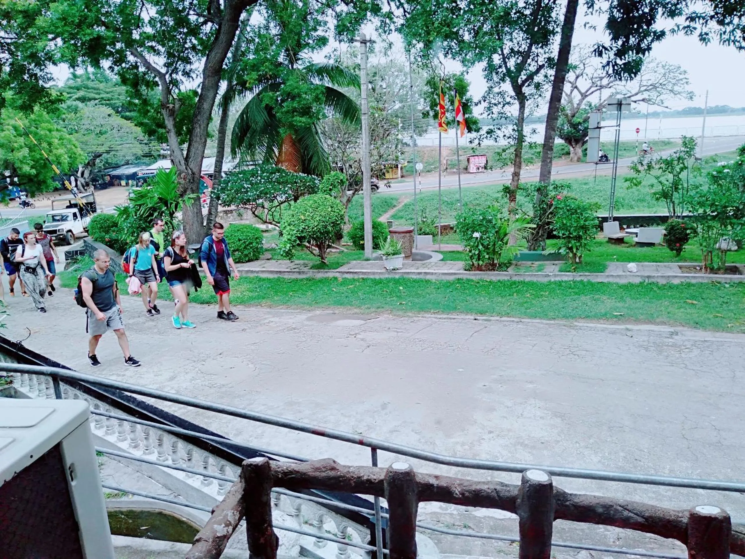 Lake Side Tourist Inn