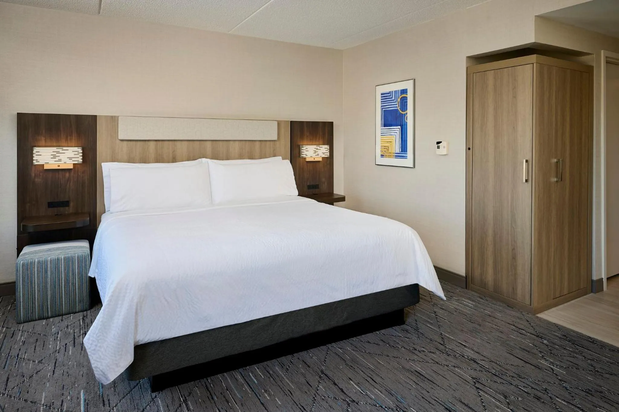 Photo of the whole room, Bed in Holiday Inn Express & Suites Kitchener Southeast by IHG