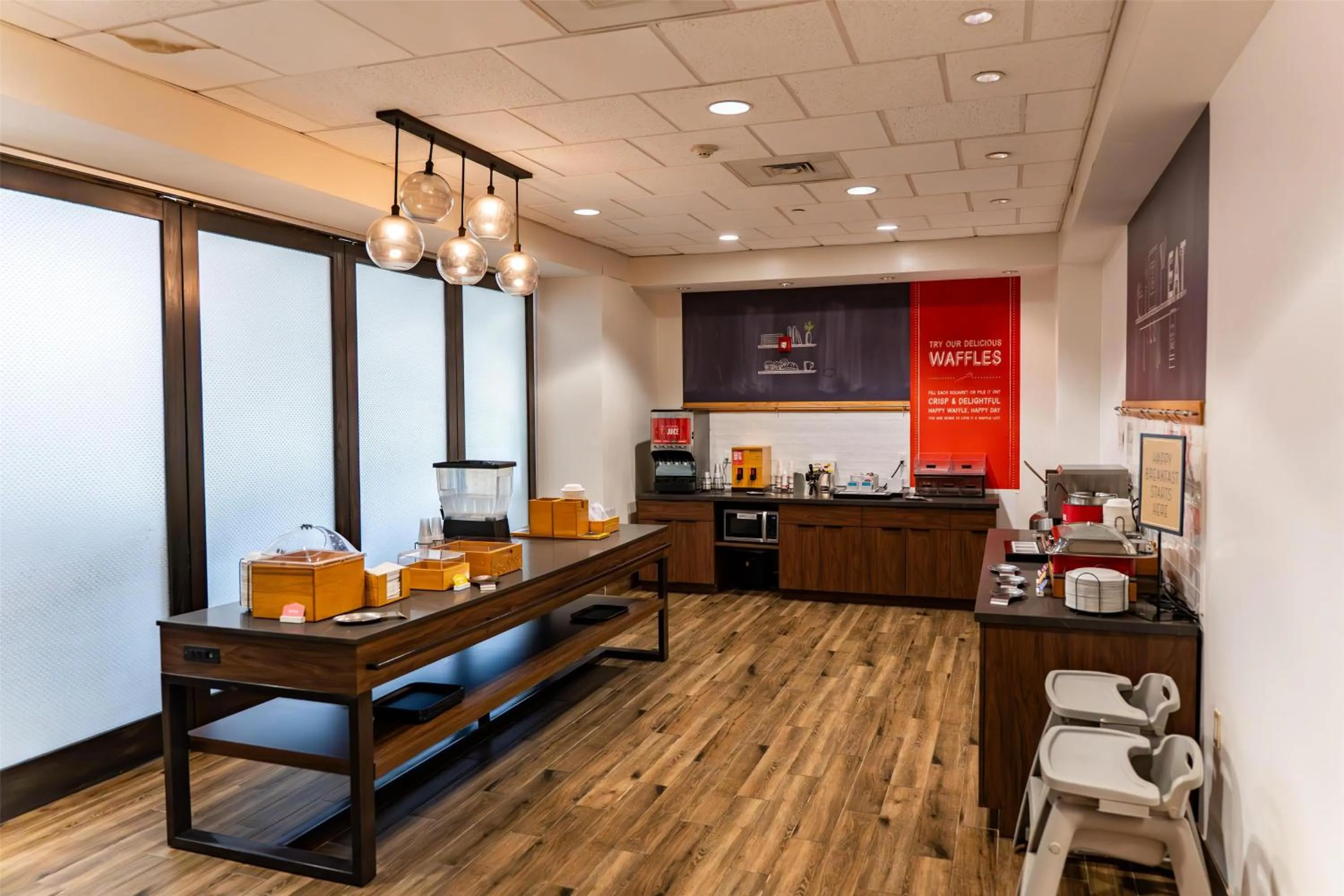 Breakfast in Hampton Inn Turnersville