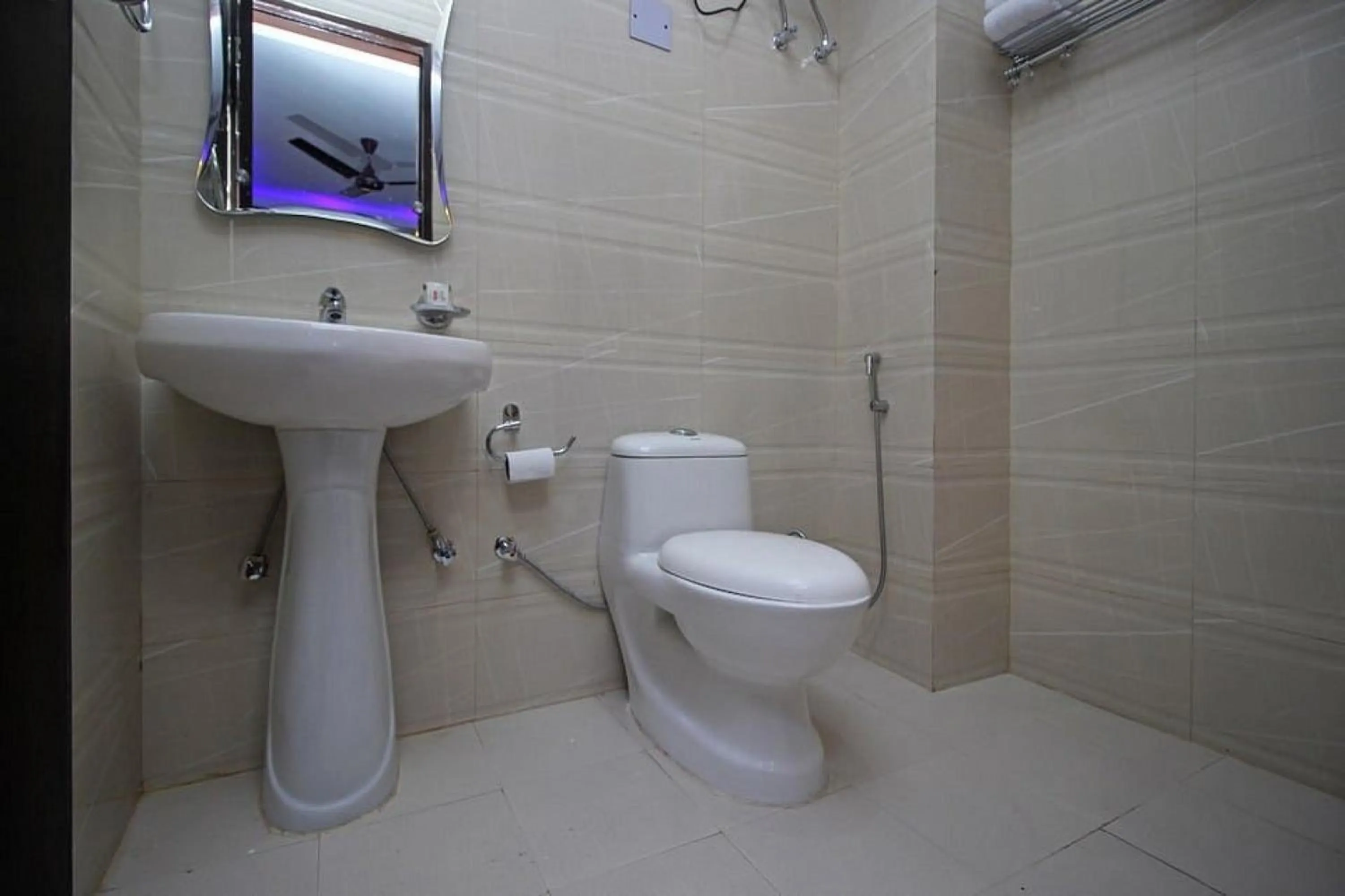 Bathroom in Hotel Tourist Palace