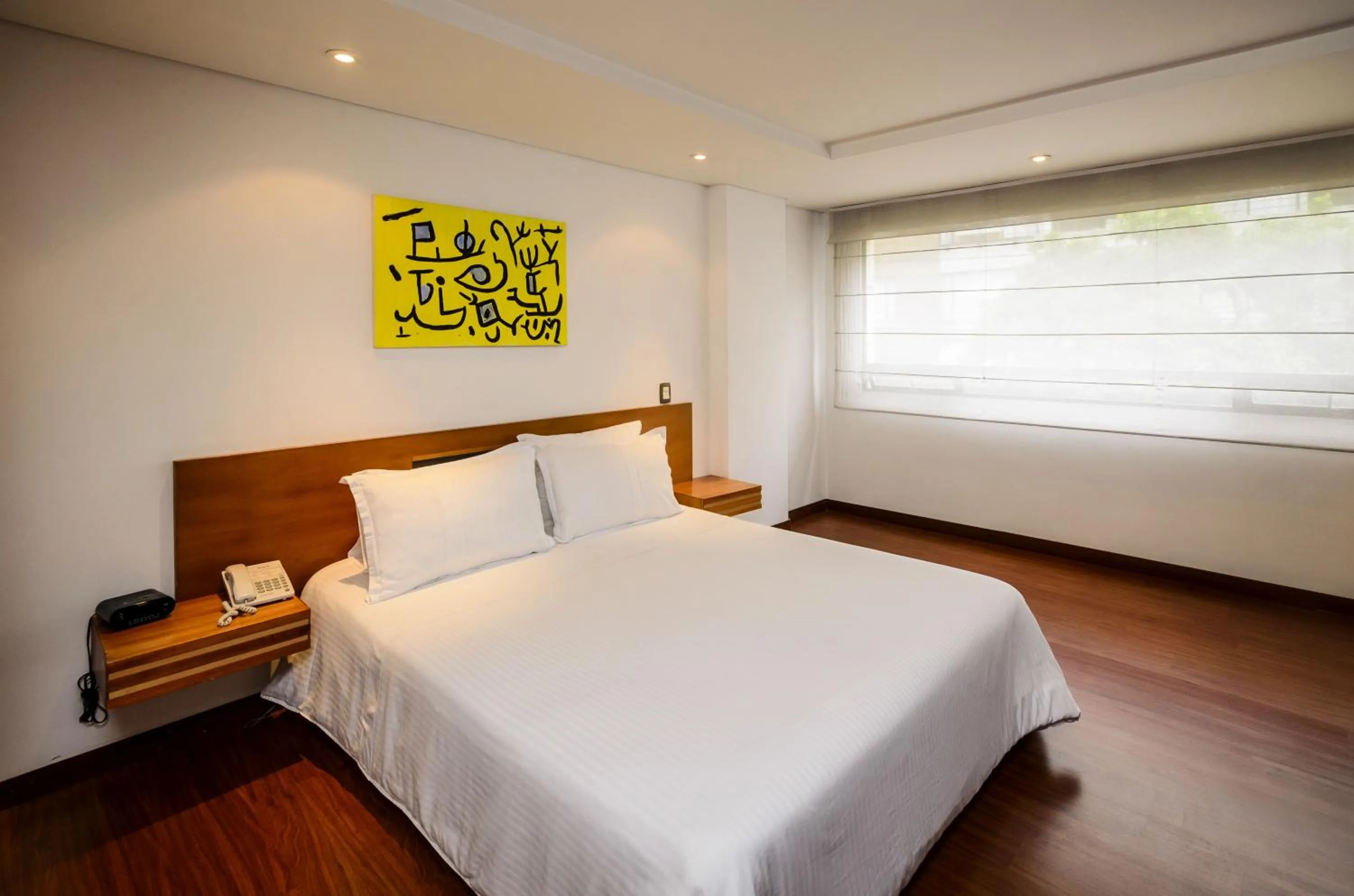 Photo of the whole room, Bed in Travelers Obelisco Apartamentos