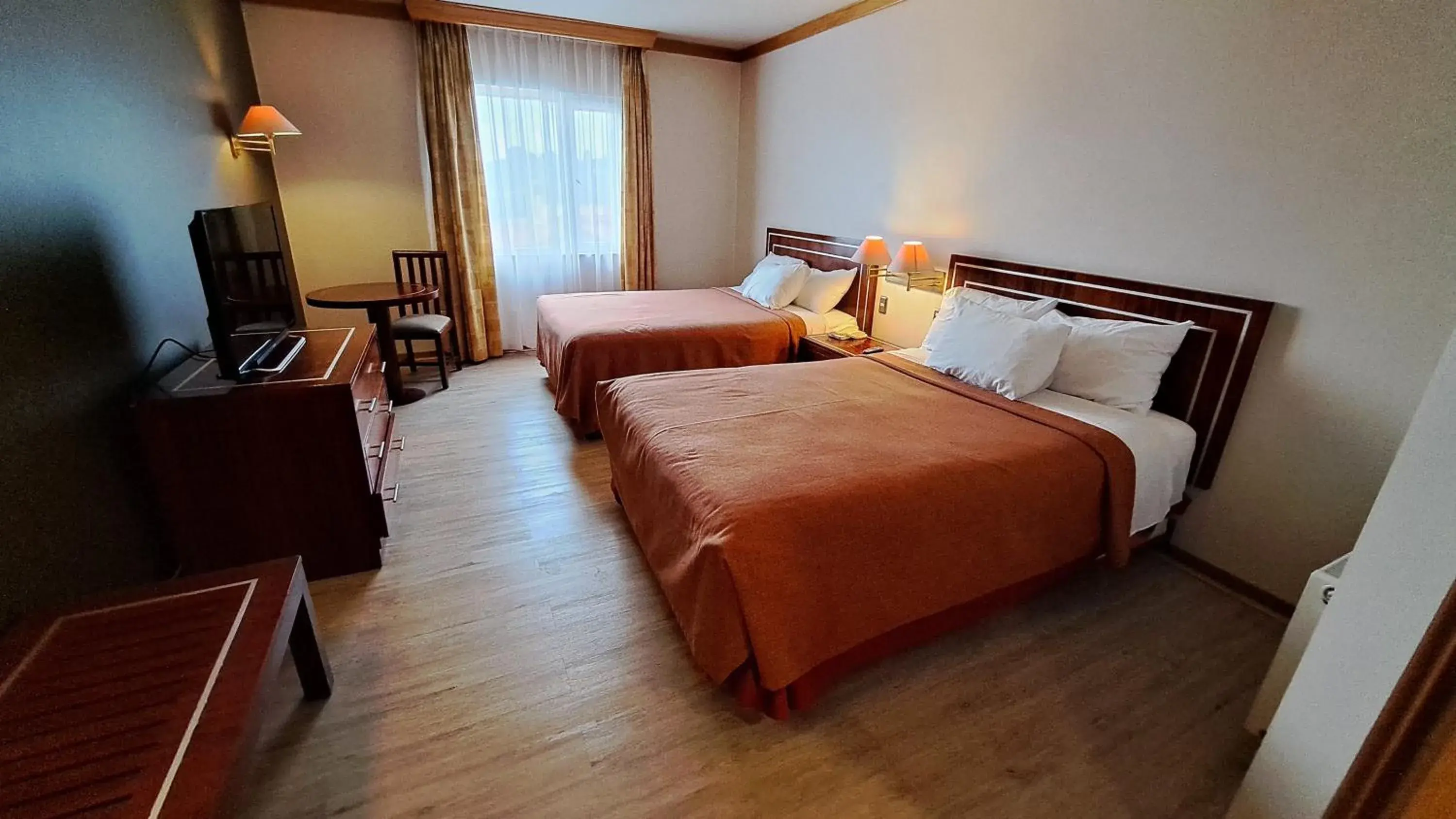 Queen Room with Two Queen Beds - single occupancy in Hotel Diego de Almagro Puerto Montt Queen Room with Two Queen Beds - single occupancy in Hotel Diego de Almagro Puerto Montt