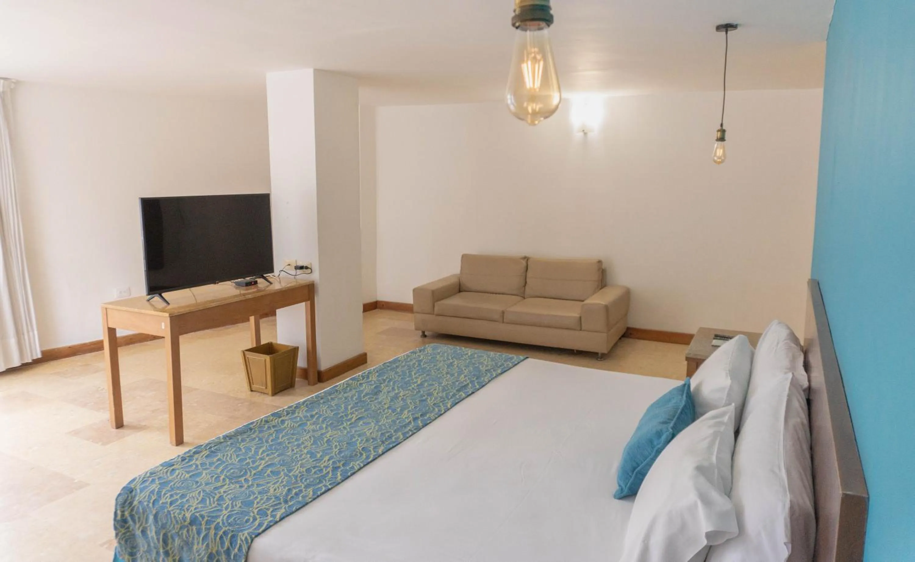 Property building, Bed in Hotel Oceania Cartagena