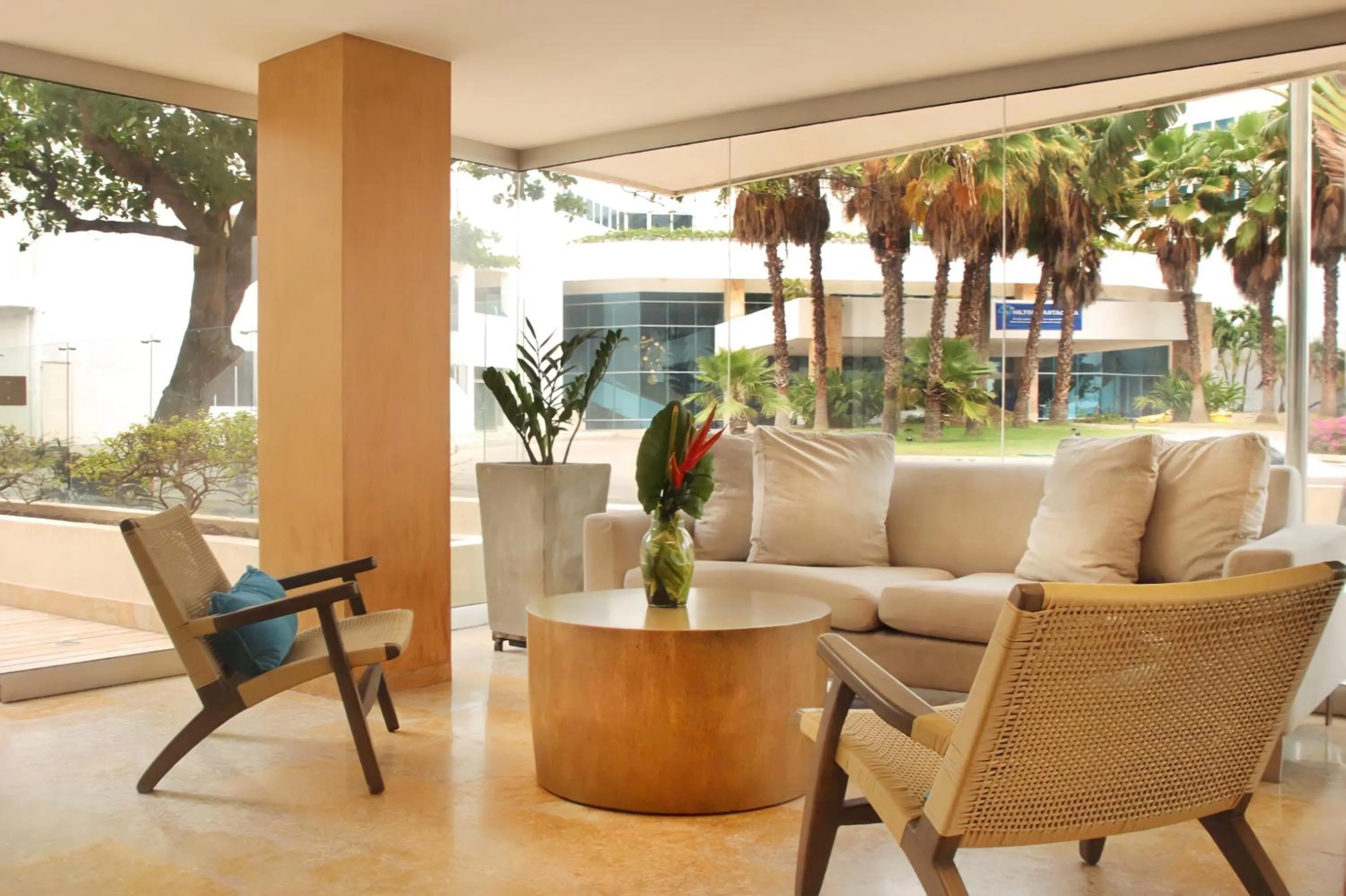 Seating area in Hotel Oceania Cartagena