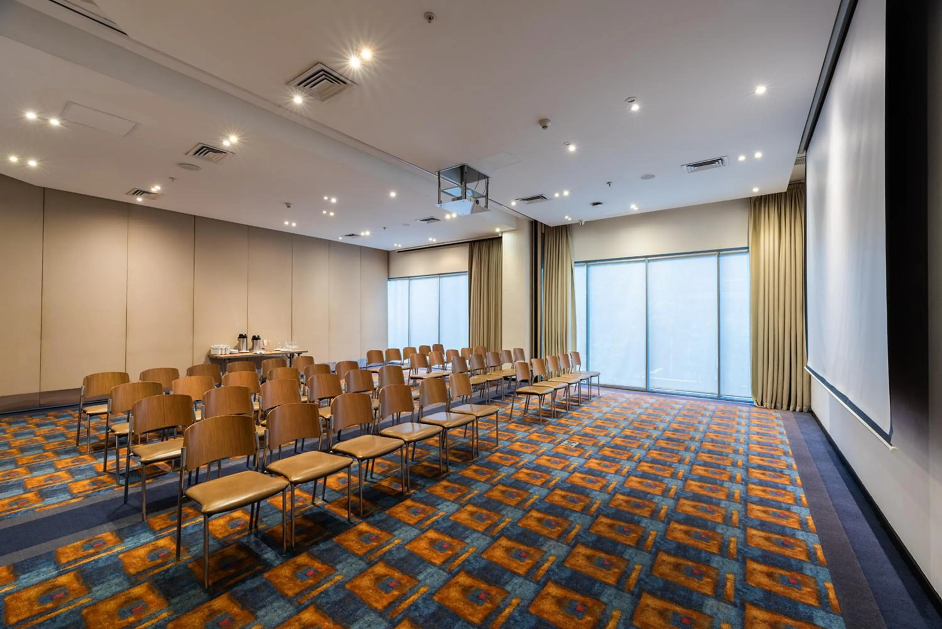 Meeting/conference room in Hotel Estelar Milla De Oro