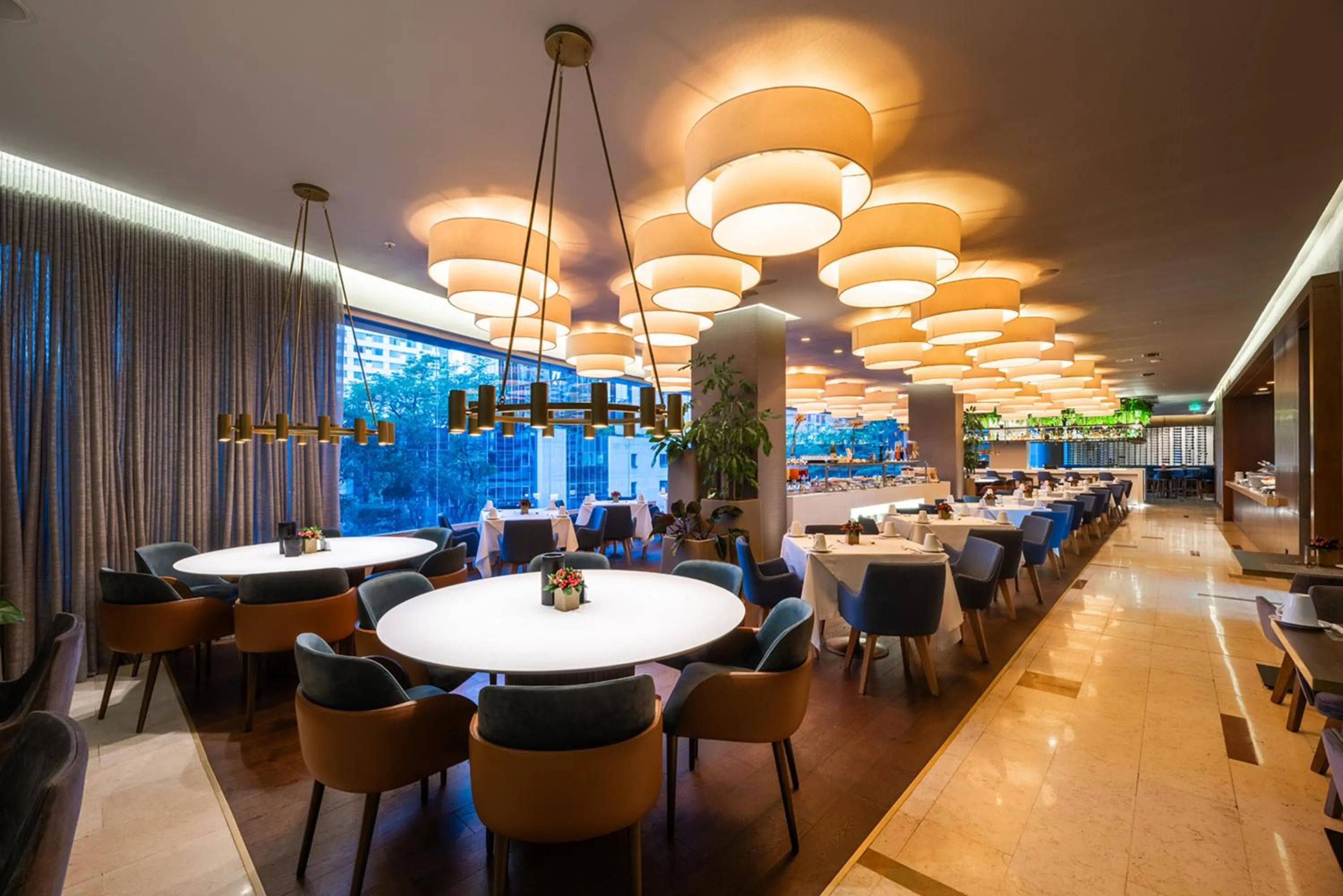 Restaurant/places to eat in Hotel Estelar Milla De Oro