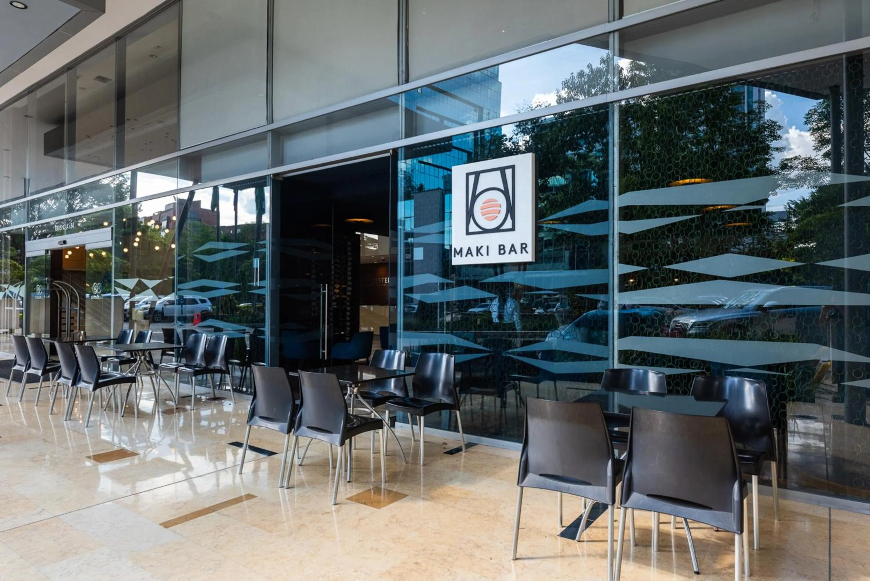 Facade/entrance in Hotel Estelar Milla De Oro