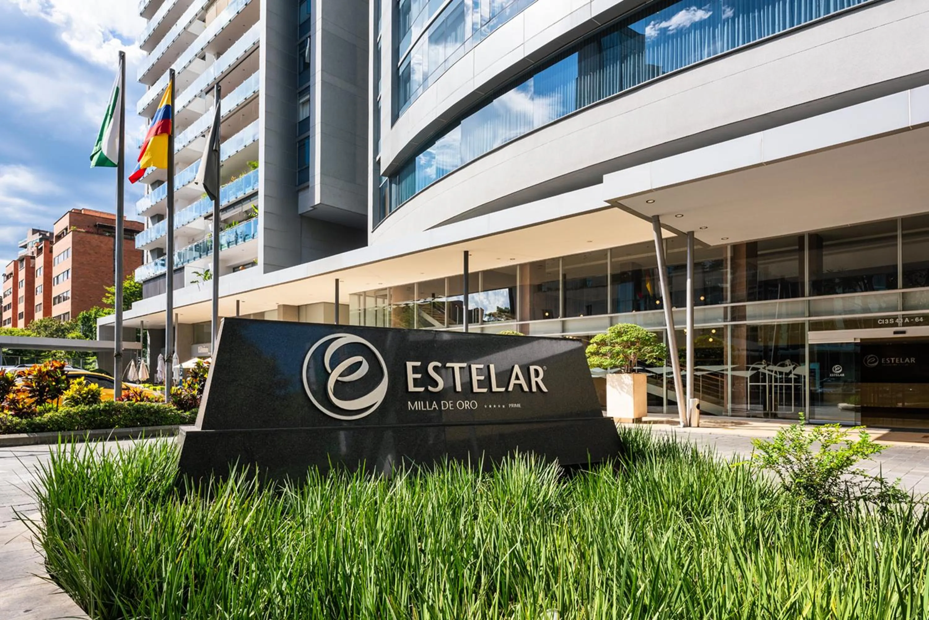 Facade/entrance in Hotel Estelar Milla De Oro