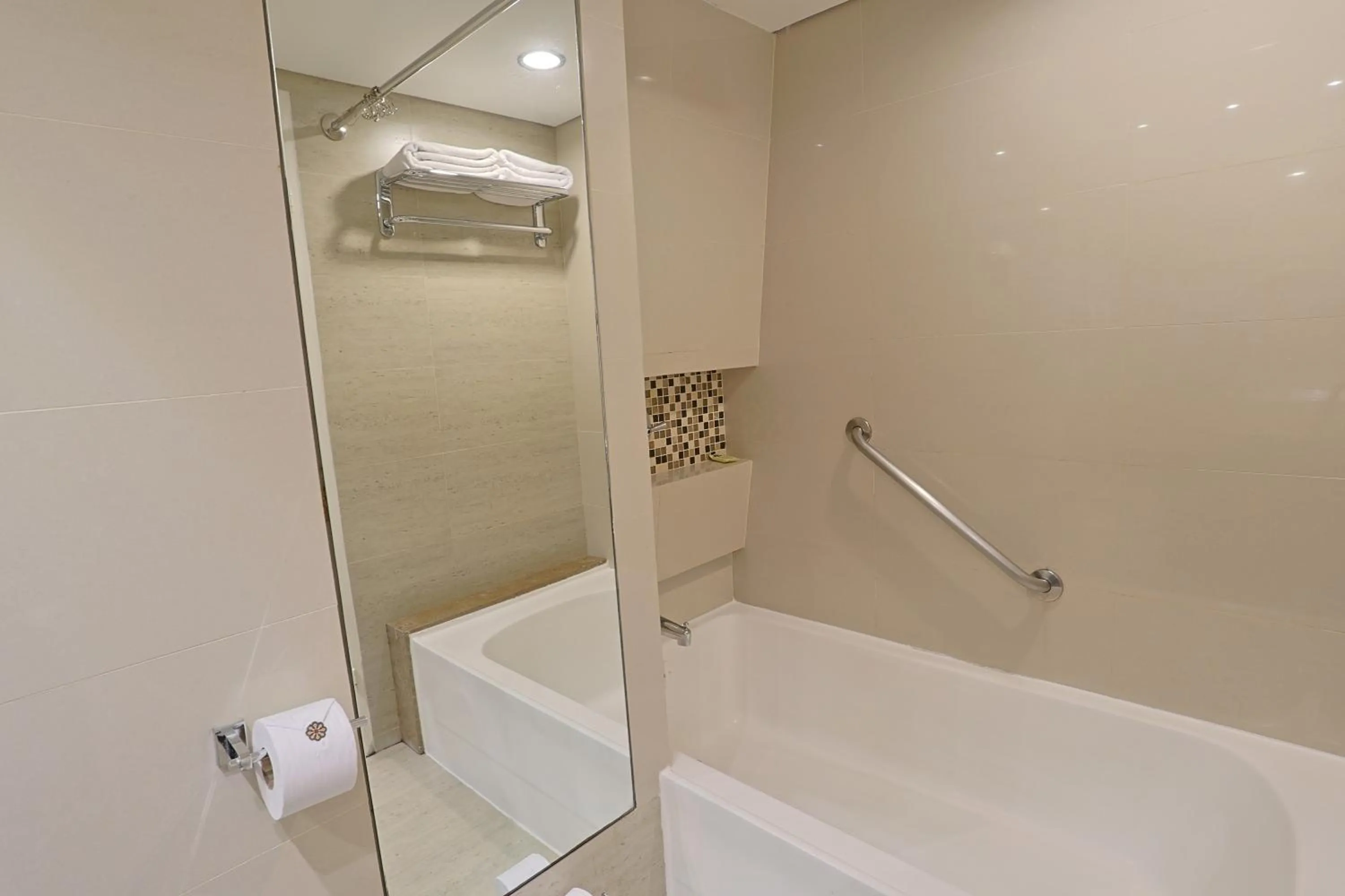 Bathroom in Hotel Almirante Cartagena Colombia