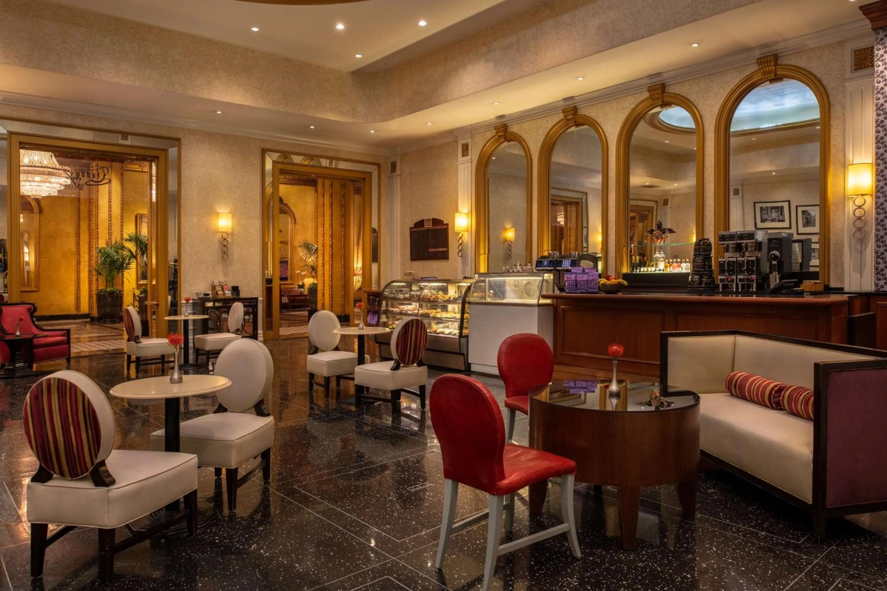 Restaurant/places to eat in The Roosevelt Hotel New Orleans - Waldorf Astoria Hotels & Resorts