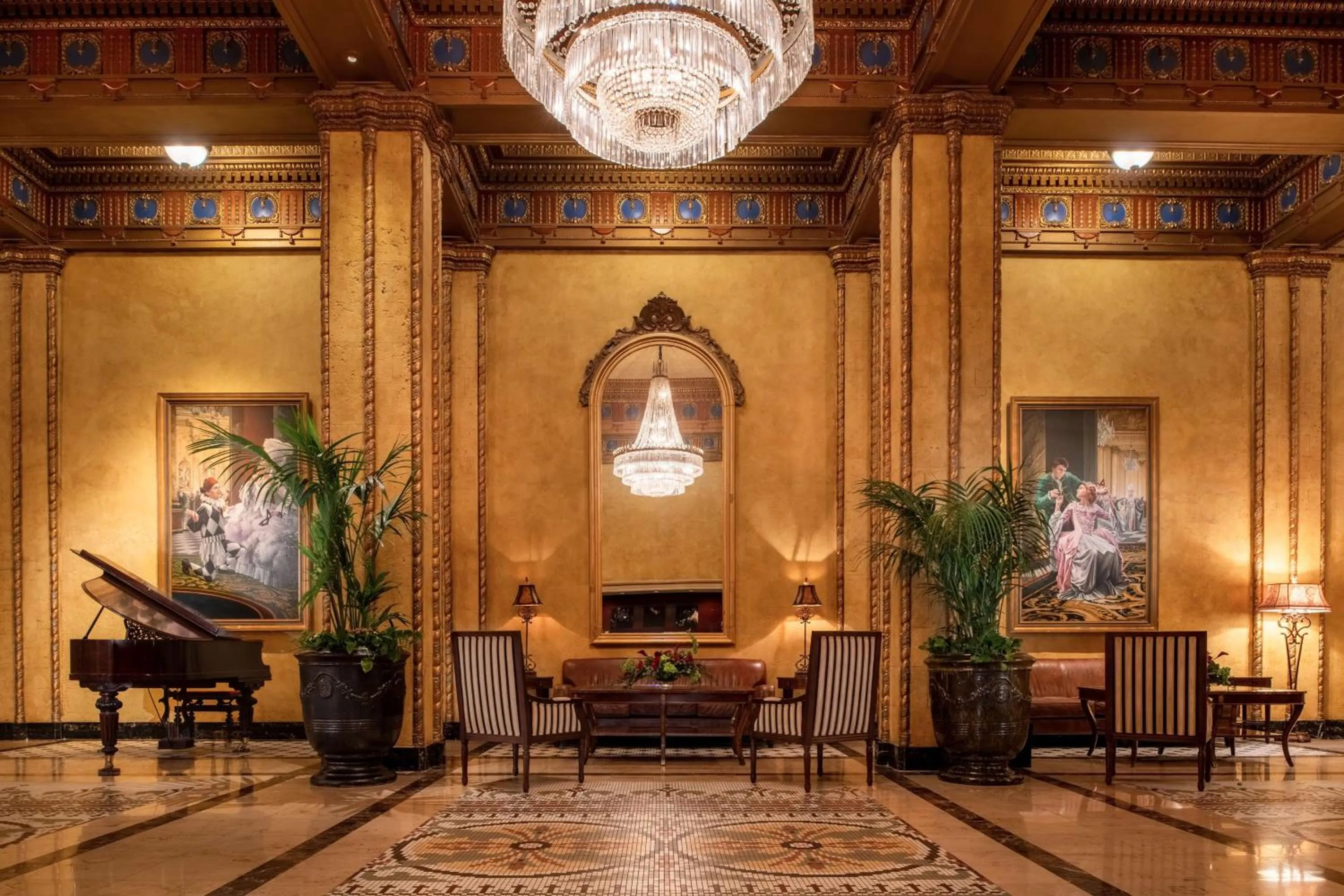 Lobby or reception in The Roosevelt Hotel New Orleans - Waldorf Astoria Hotels & Resorts