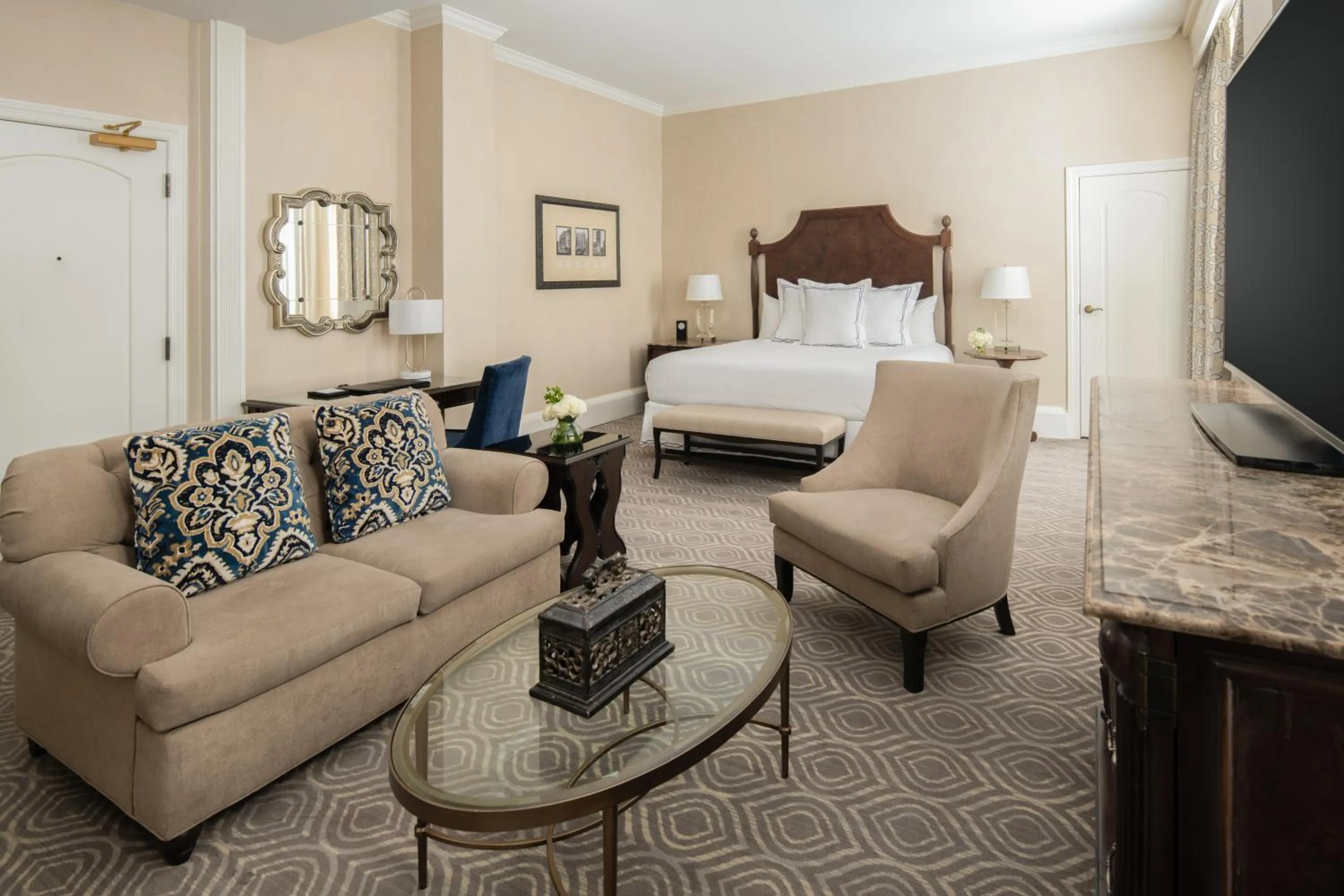 Bed in The Roosevelt Hotel New Orleans - Waldorf Astoria Hotels & Resorts