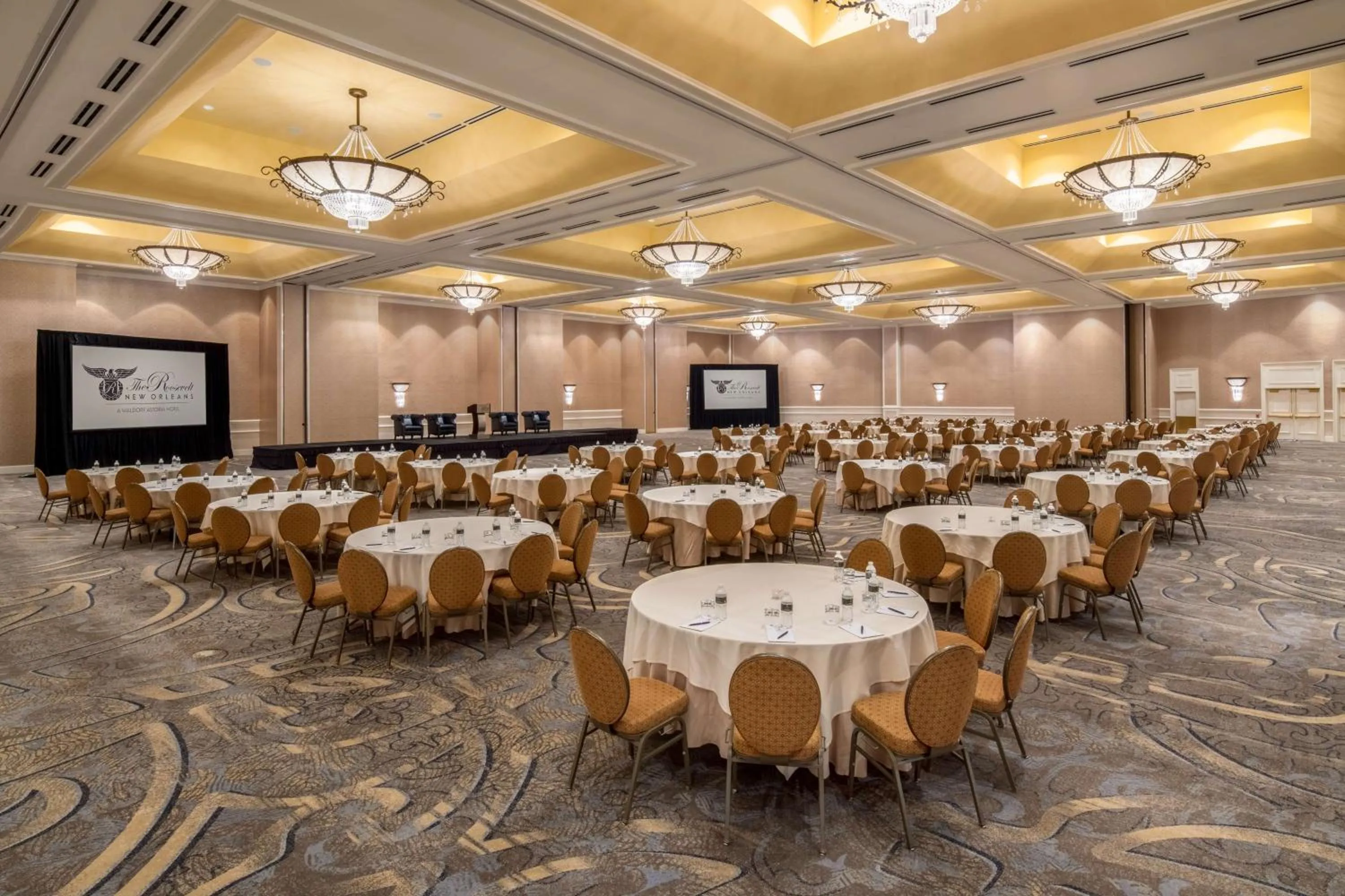 Meeting/conference room in The Roosevelt Hotel New Orleans - Waldorf Astoria Hotels & Resorts