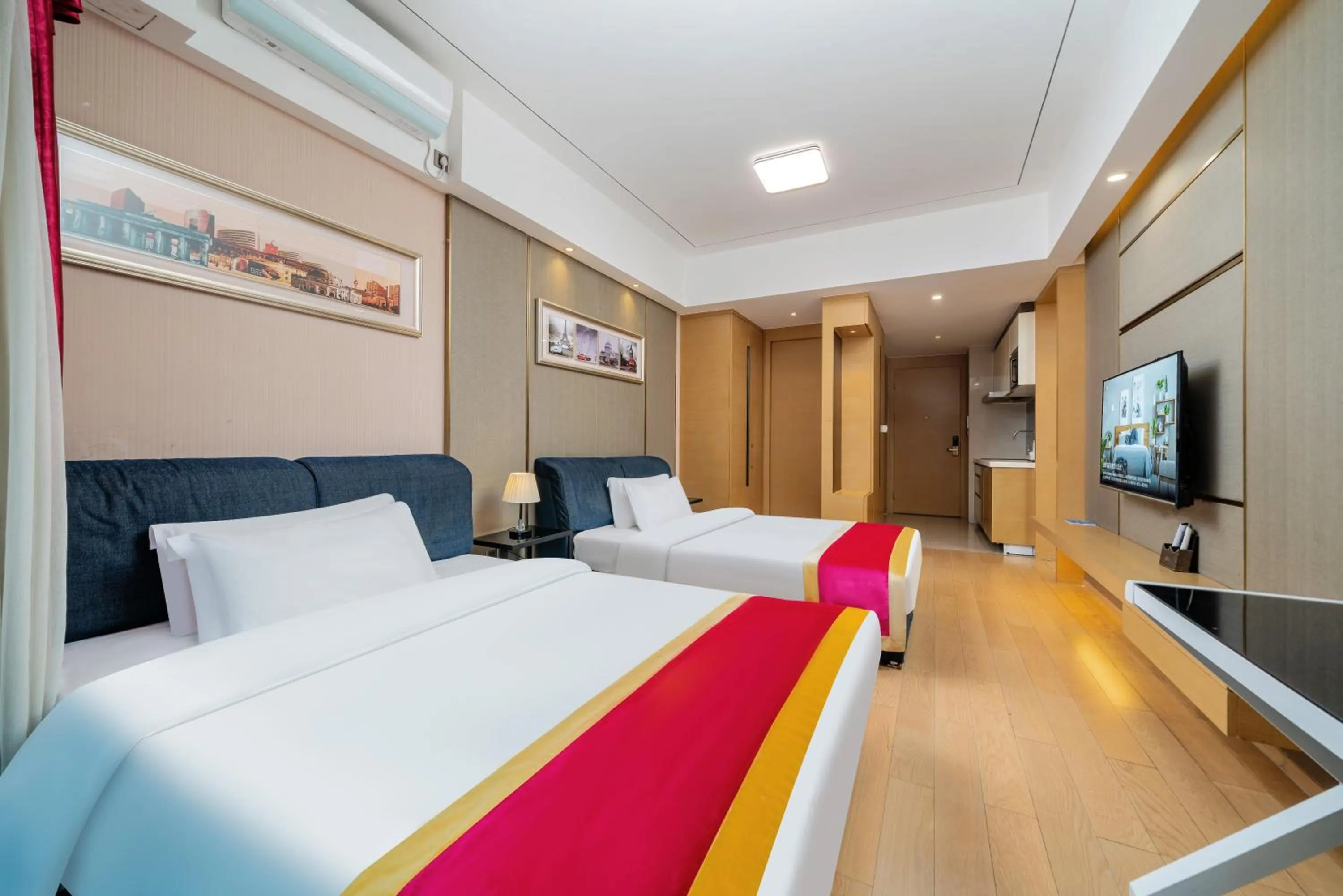 Bedroom, Bed in Heefun International Apartment - Free Shuttle to Canton Fair