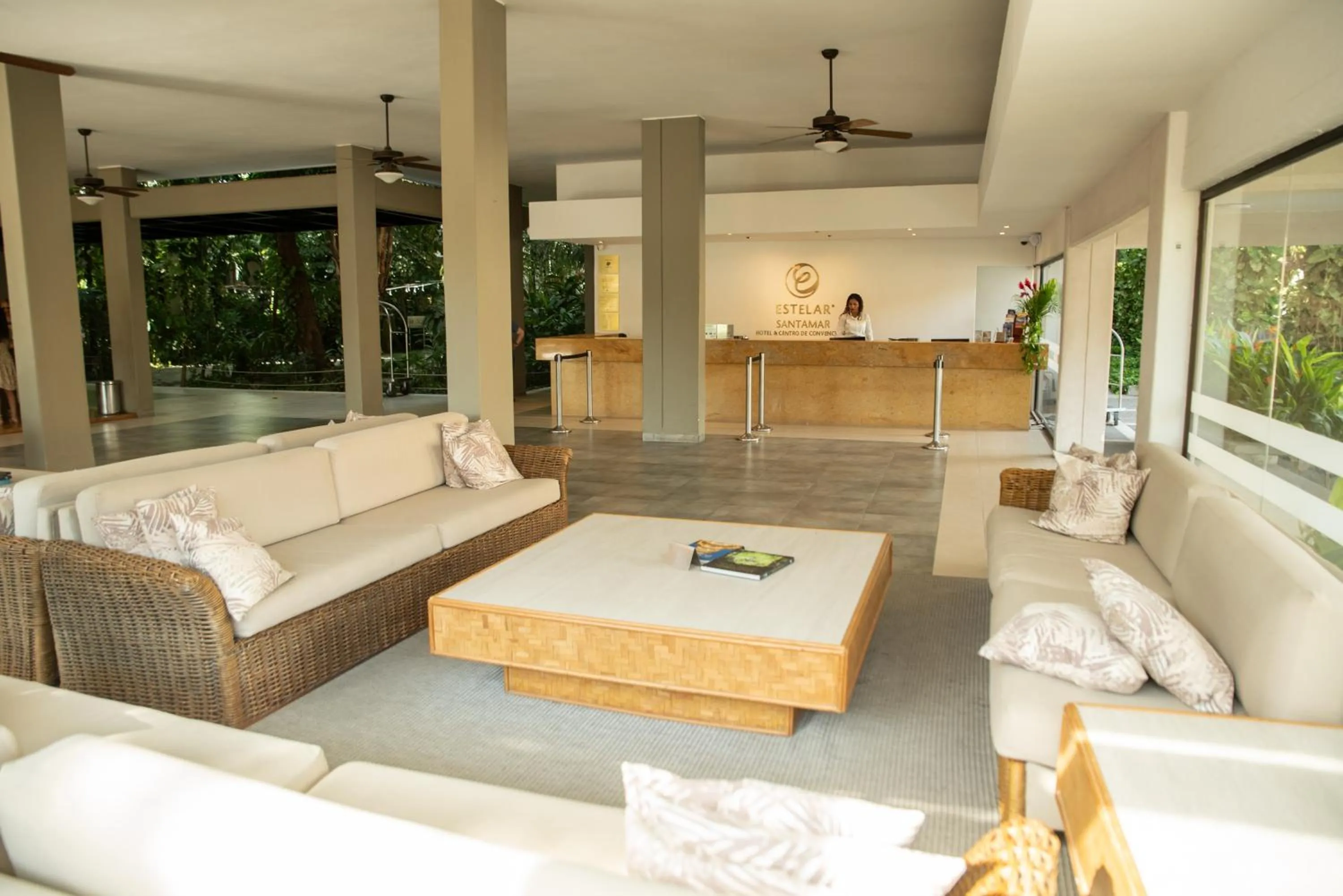 Lobby or reception in Estelar Santamar Hotel & Centro De Convenciones