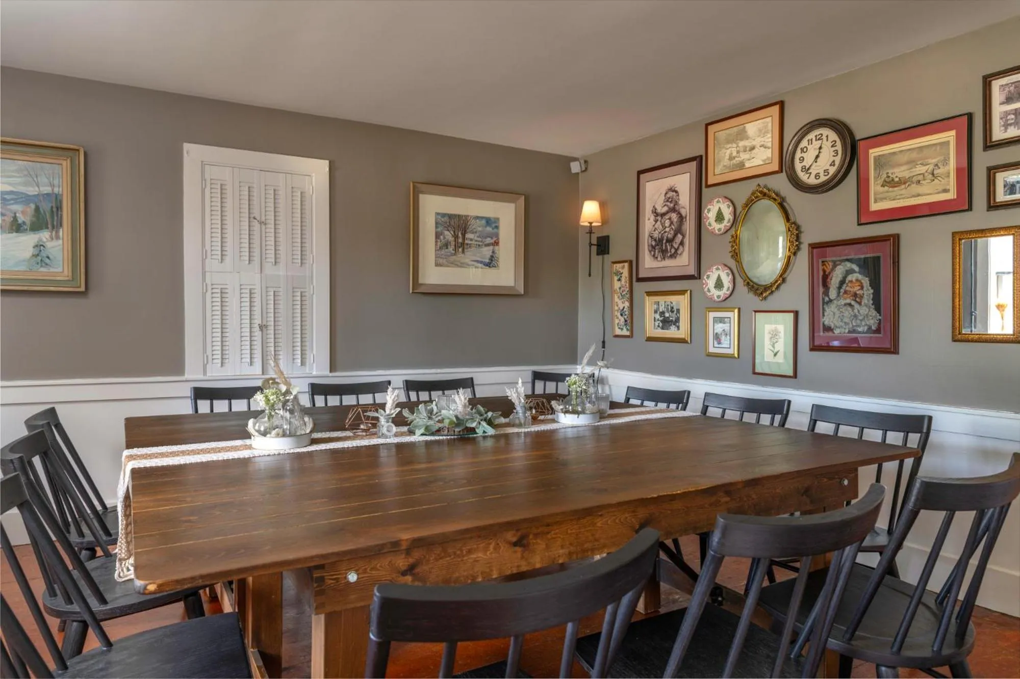 Restaurant/places to eat in Christmas Farm Inn and Spa