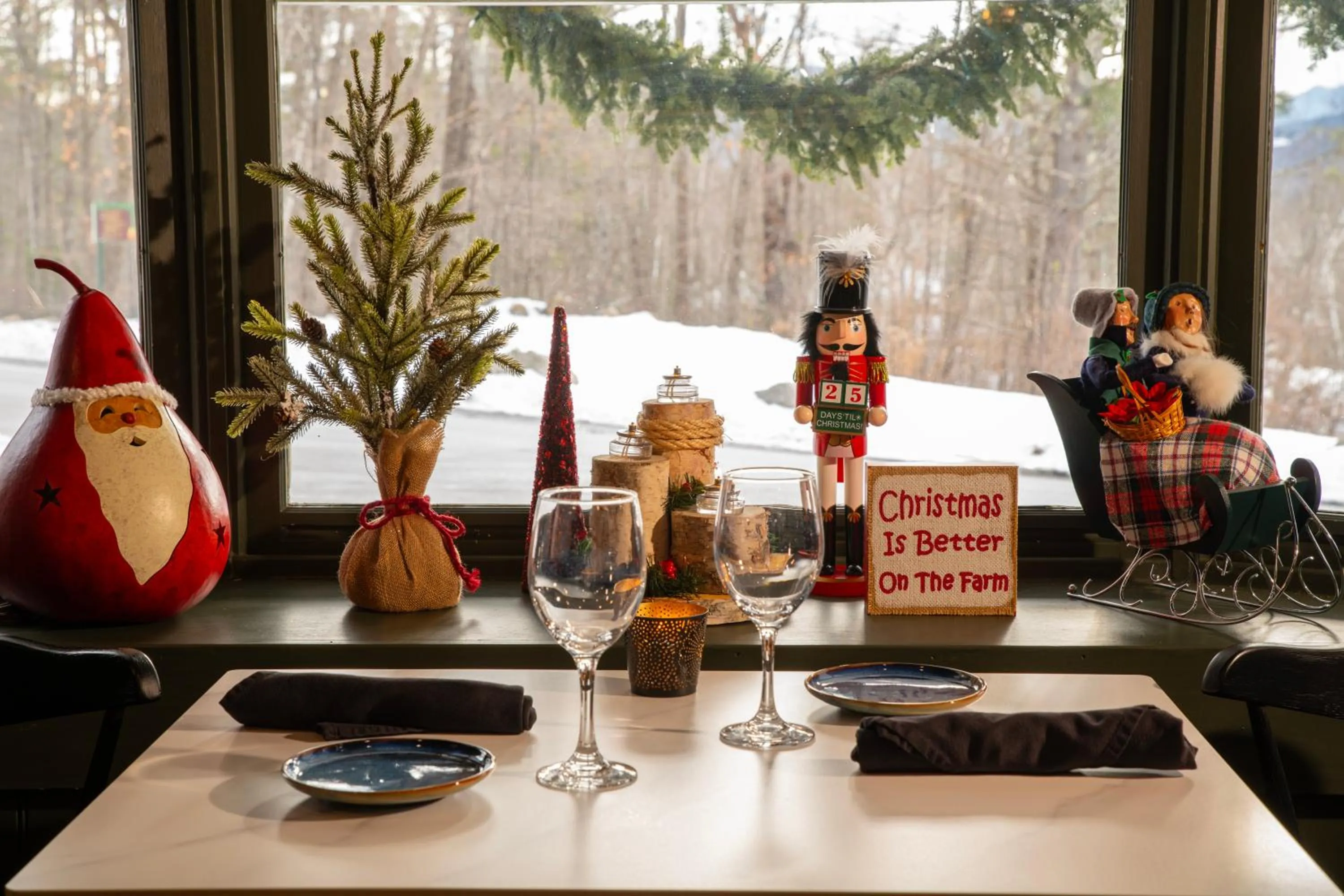 Lounge or bar in Christmas Farm Inn and Spa