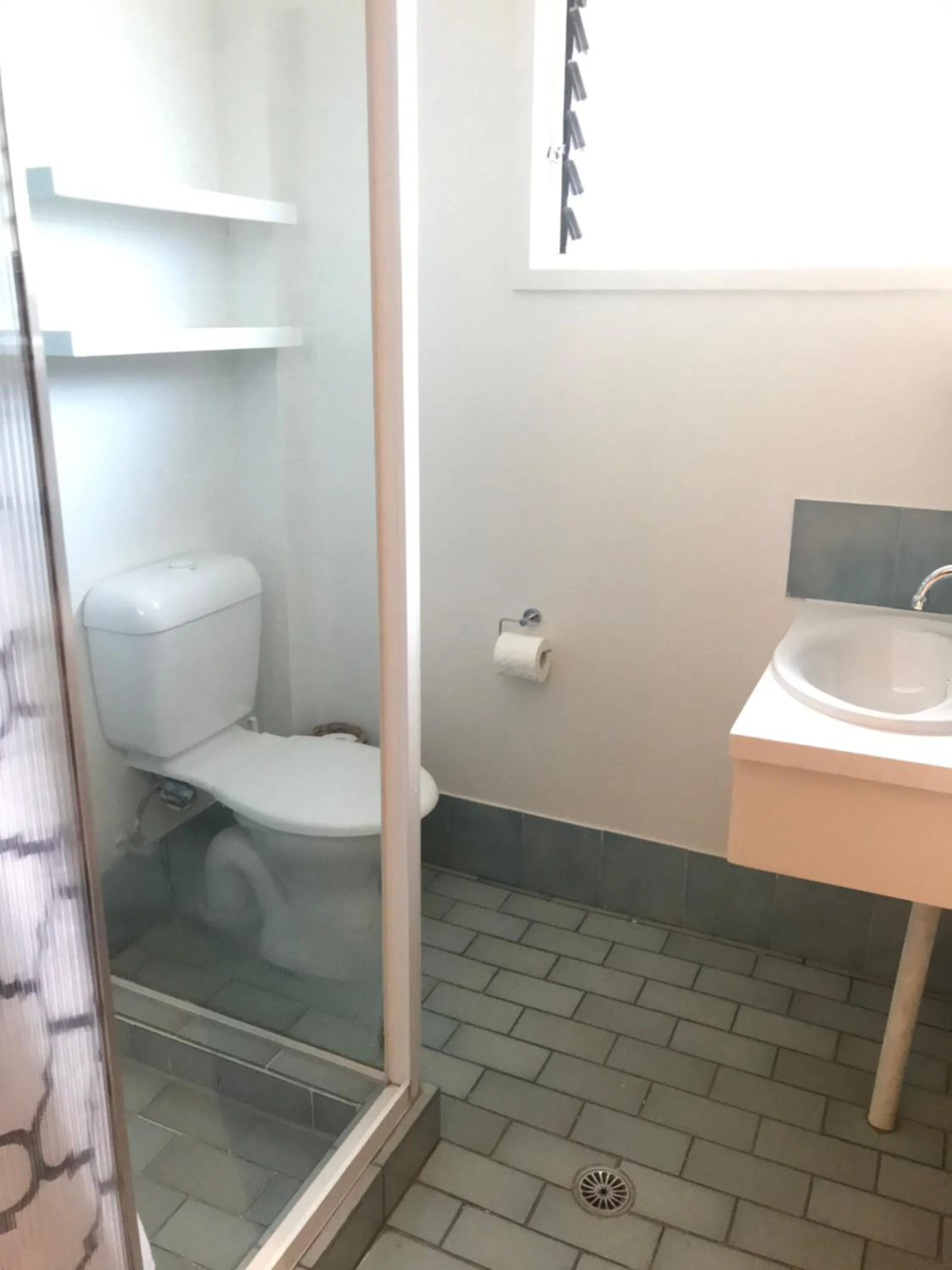 Bathroom in Arts Factory by Nomads