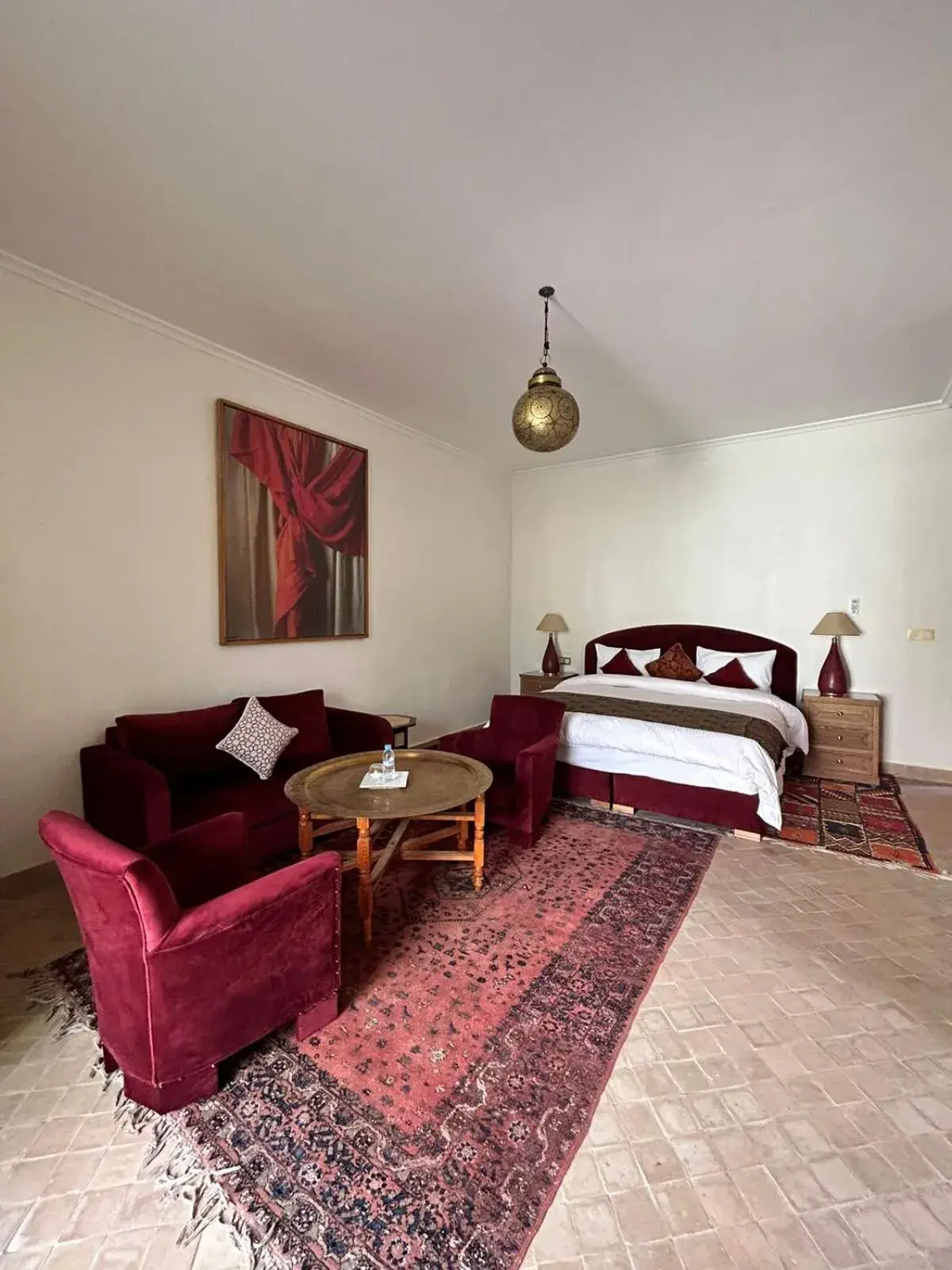 Executive Suite in Palais Claudio Bravo Executive Suite in Palais Claudio Bravo