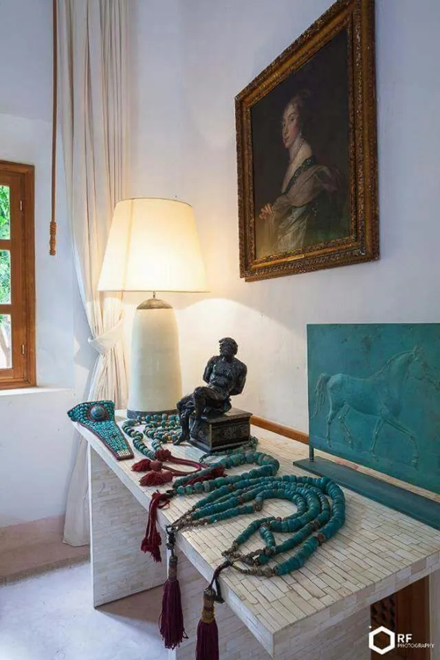 Living room in Palais Claudio Bravo