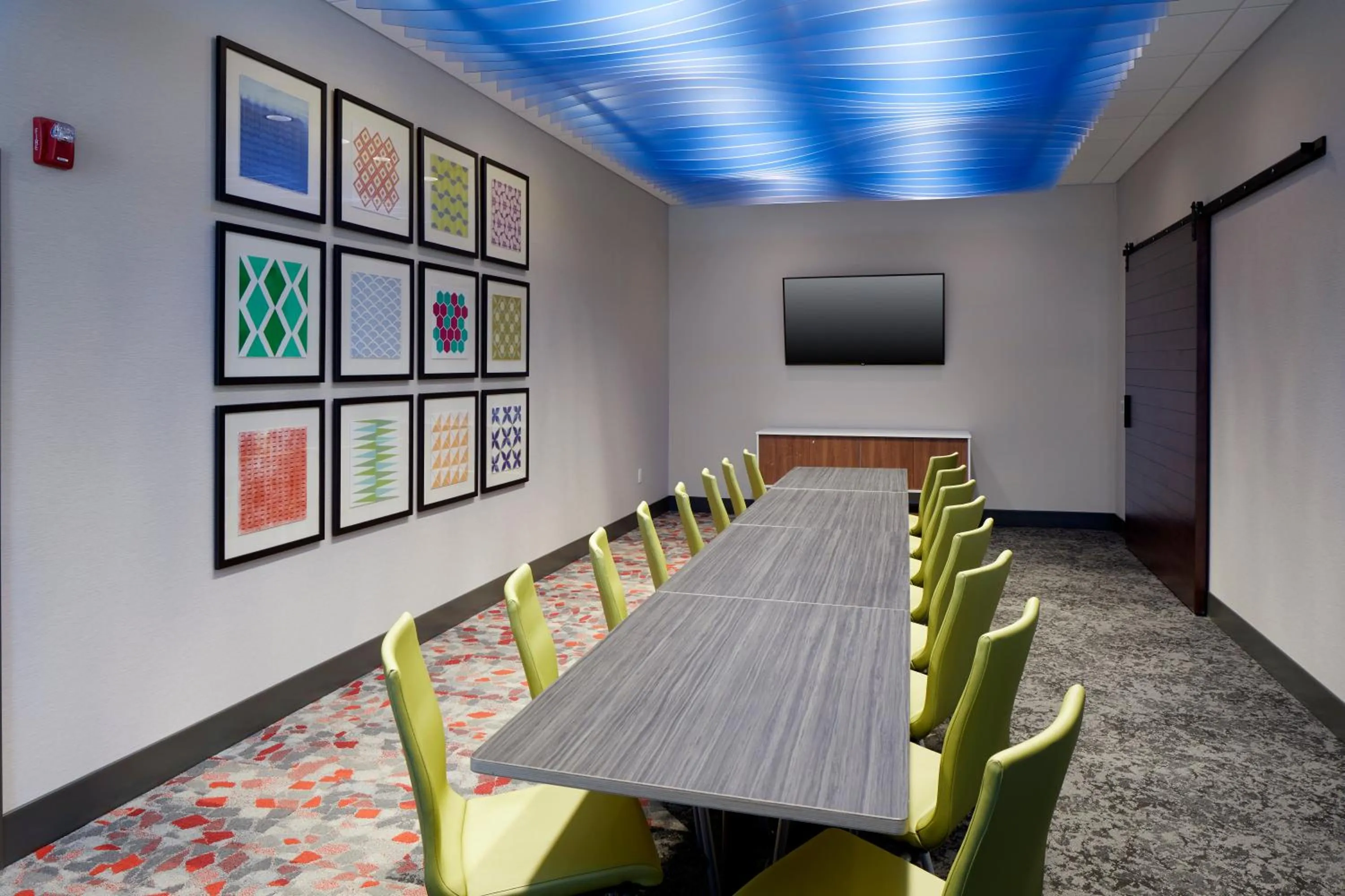 Meeting/conference room in Holiday Inn Express & Suites - Cincinnati North - Liberty Way by IHG