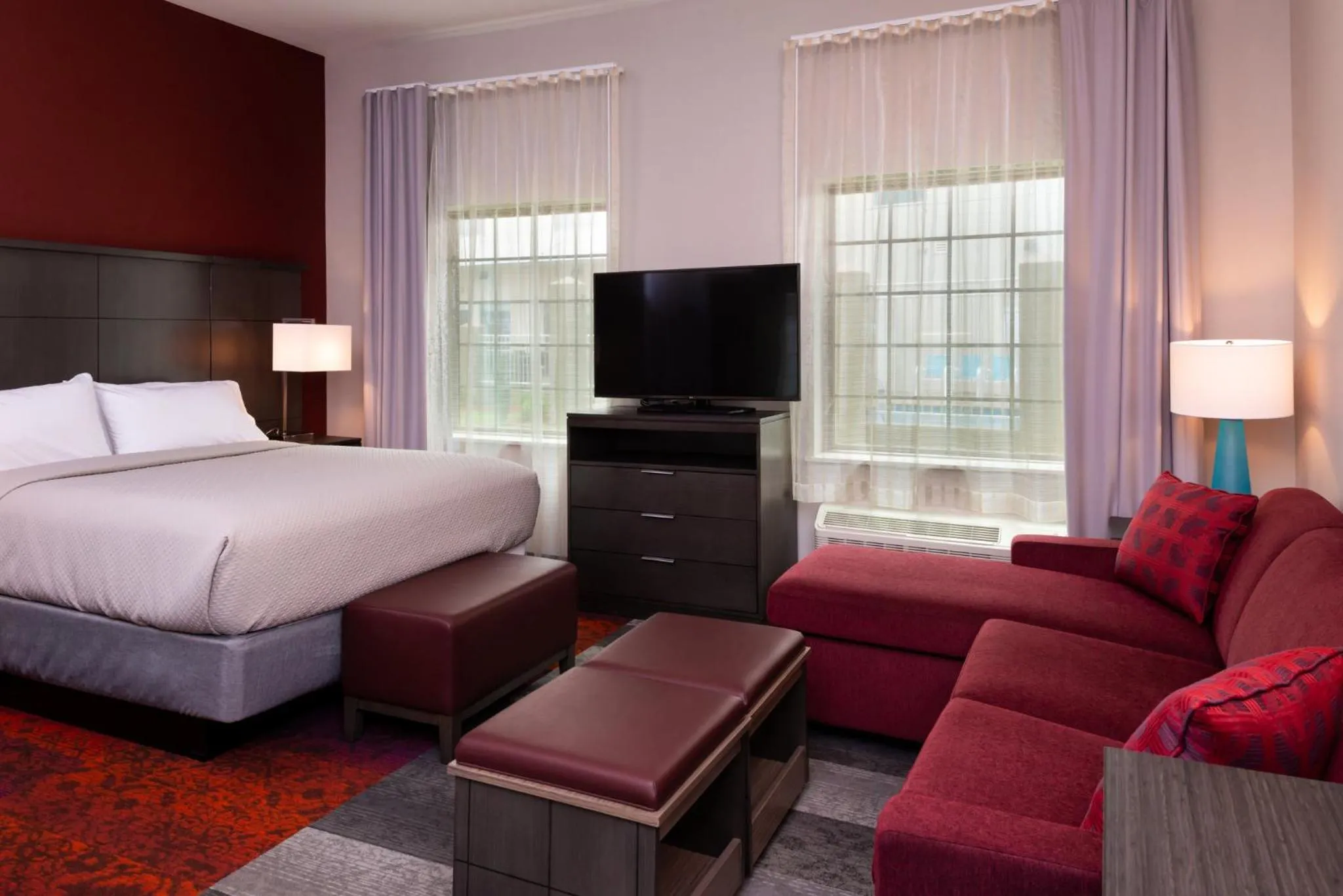 Photo of the whole room, Bed in Staybridge Suites - Lake Charles by IHG