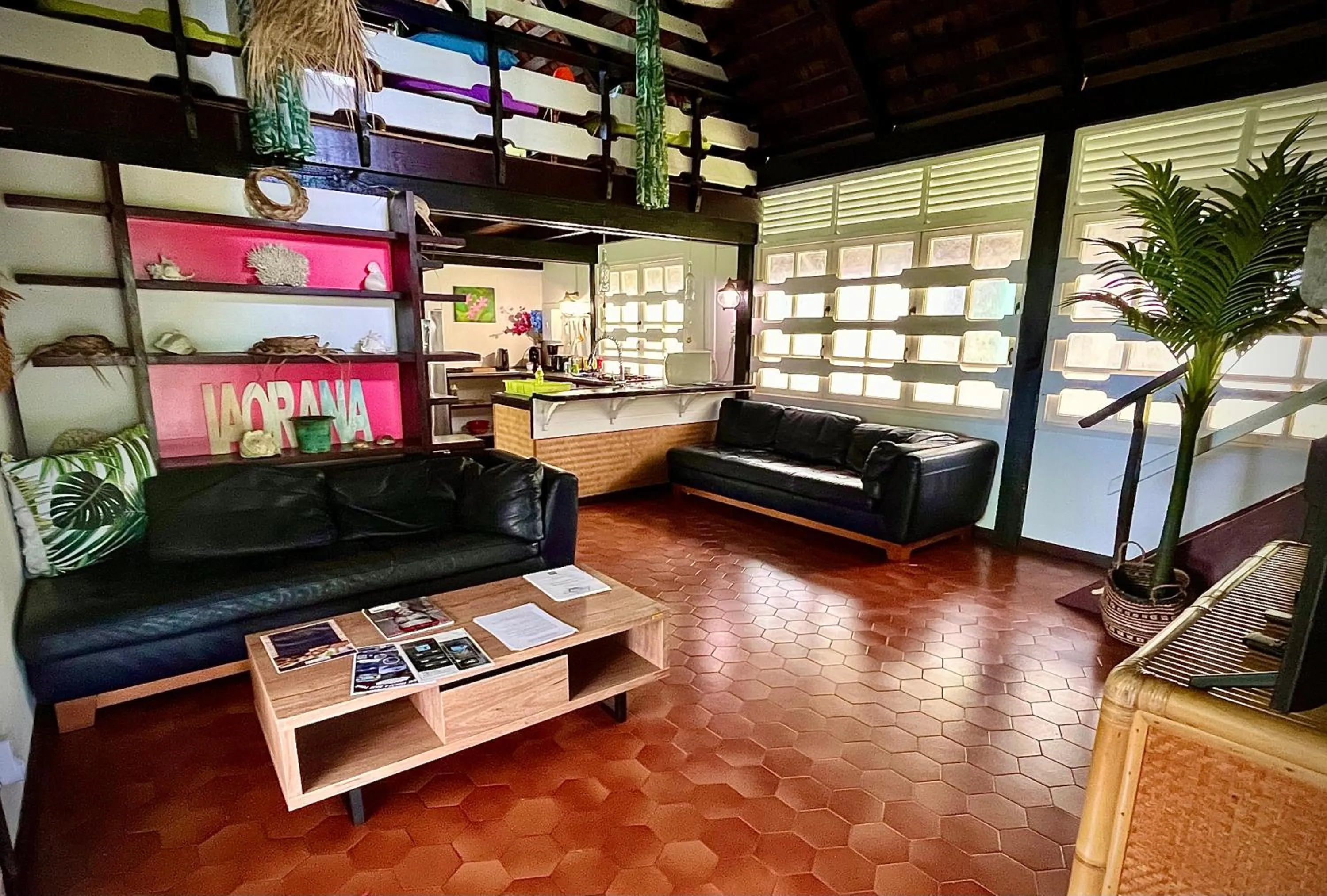 Living room in Linareva Moorea Beach Resort