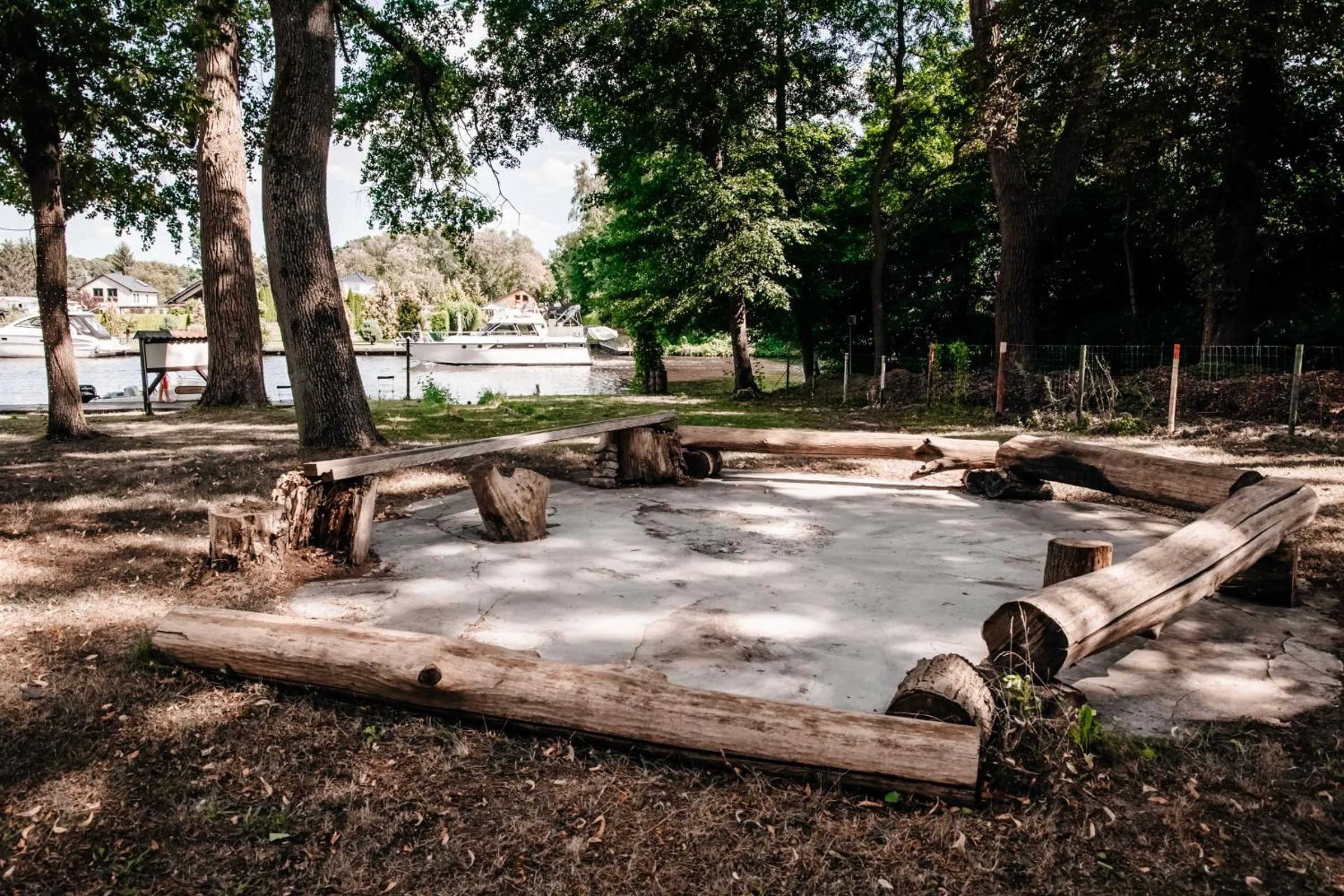 Restaurant/places to eat in Hotel am Fluss