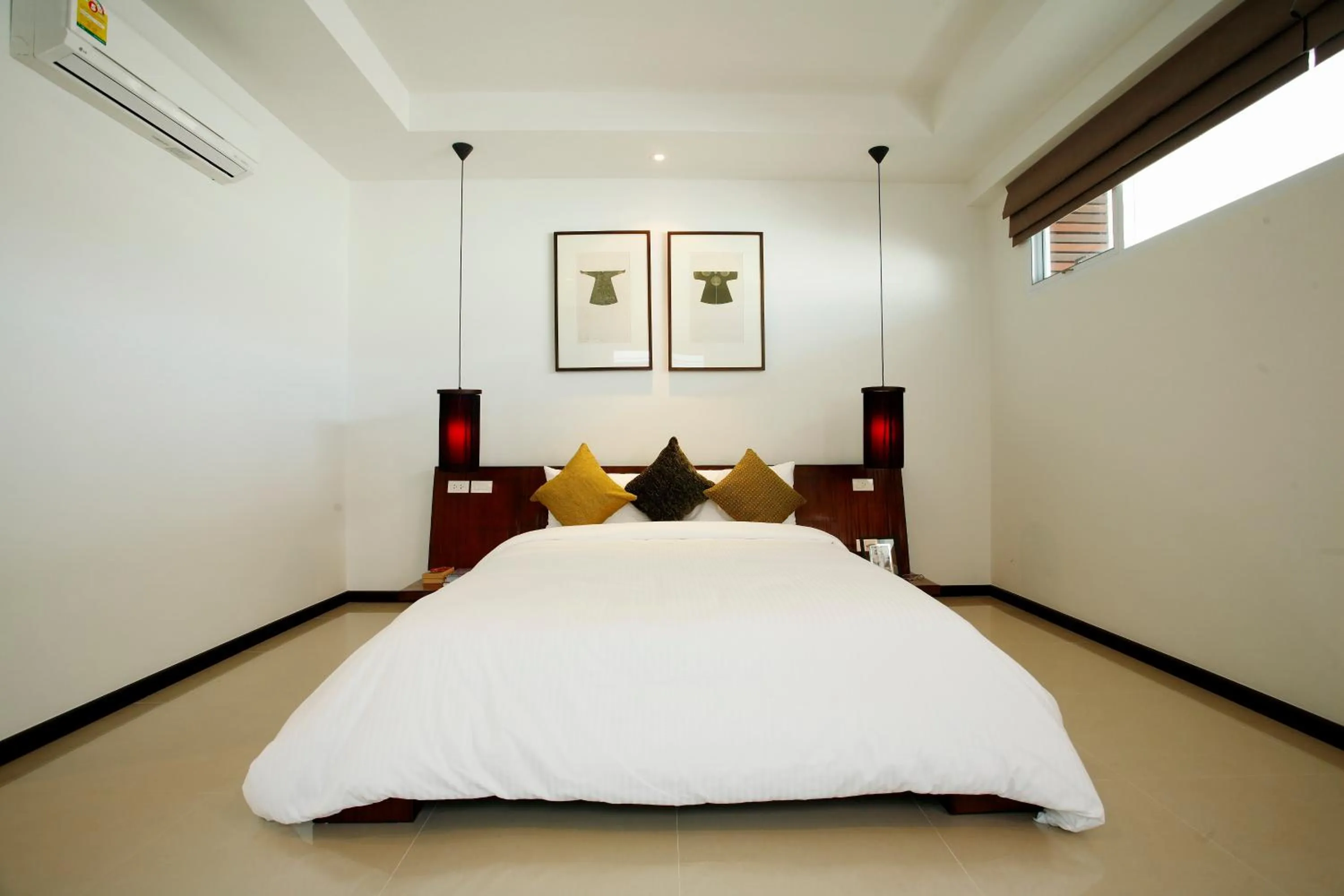 Bed in Two Villas HOLIDAY - Oxygen Style Bangtao Beach, Phuket