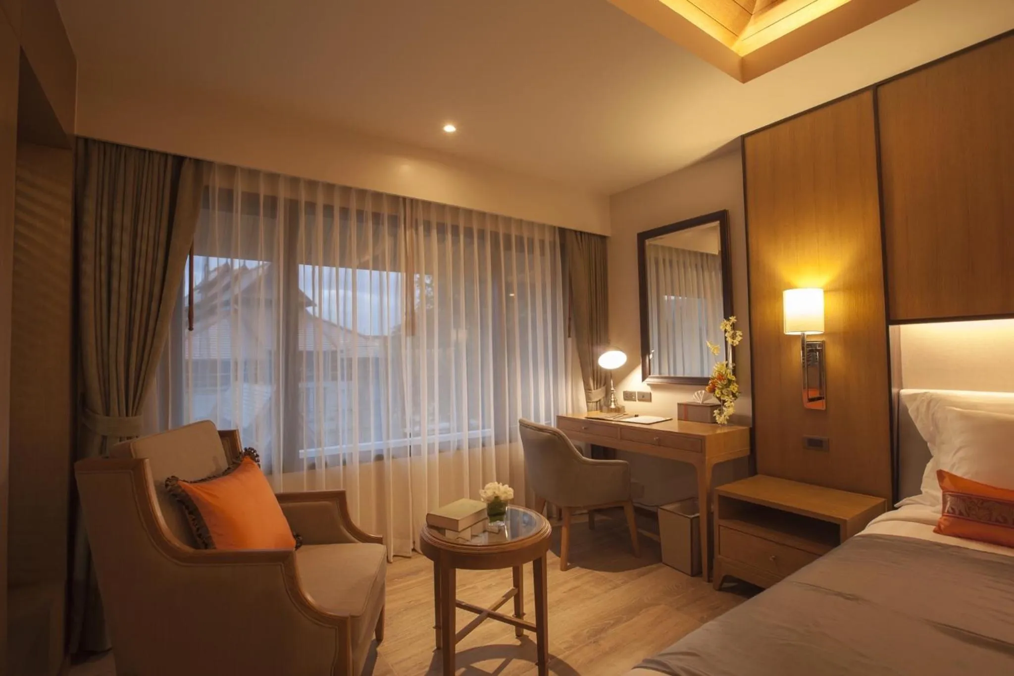 Seating area, Bed in Jomkitti Boutique Hotel