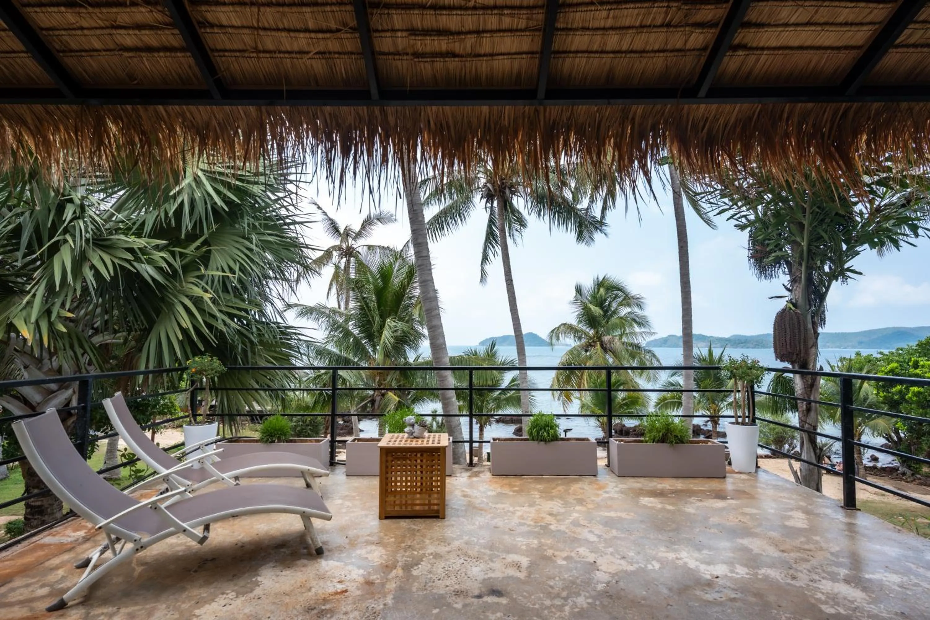 Natural landscape in Koh Mak White Sand Beach