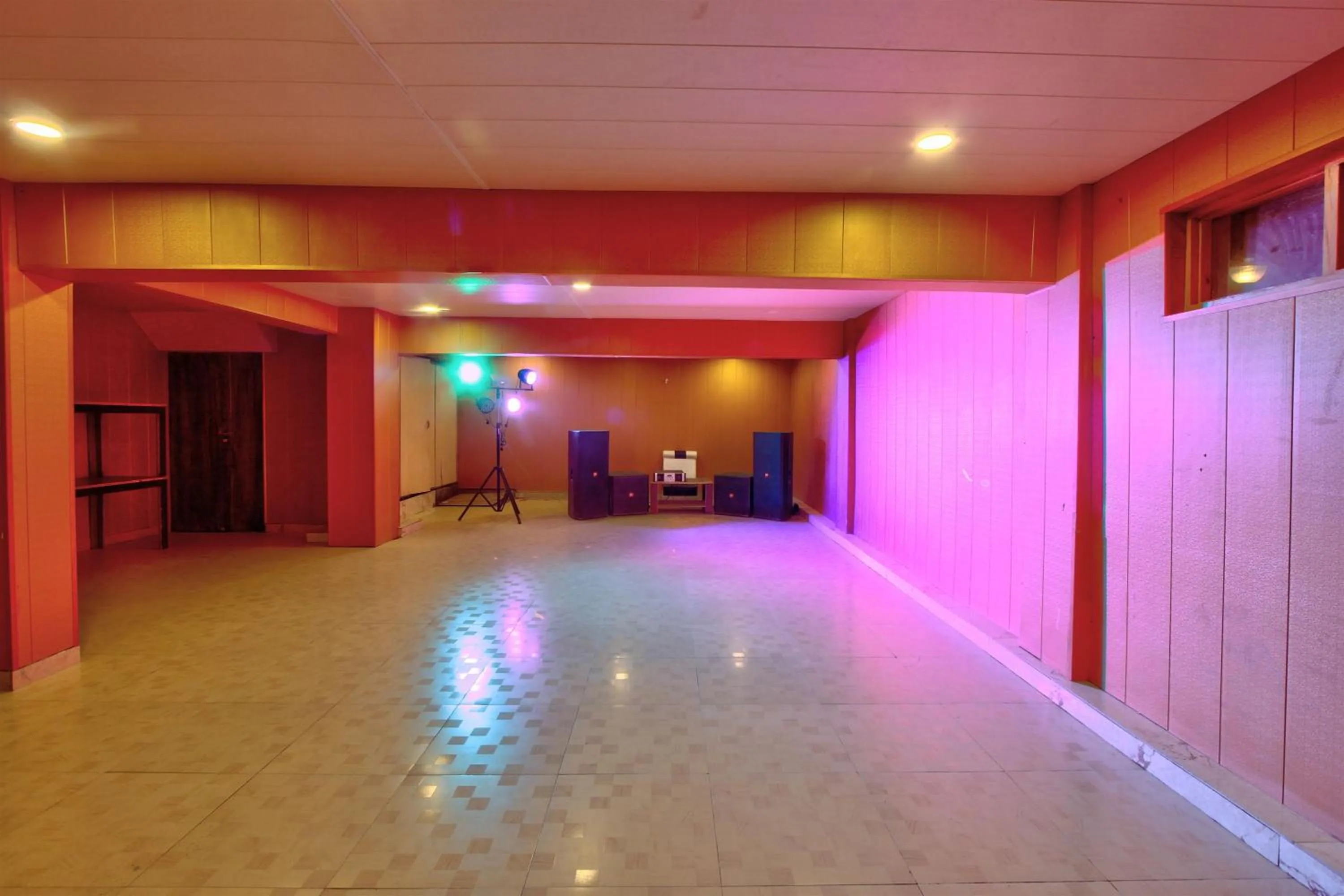 Activities in Hill County Resort & Spa