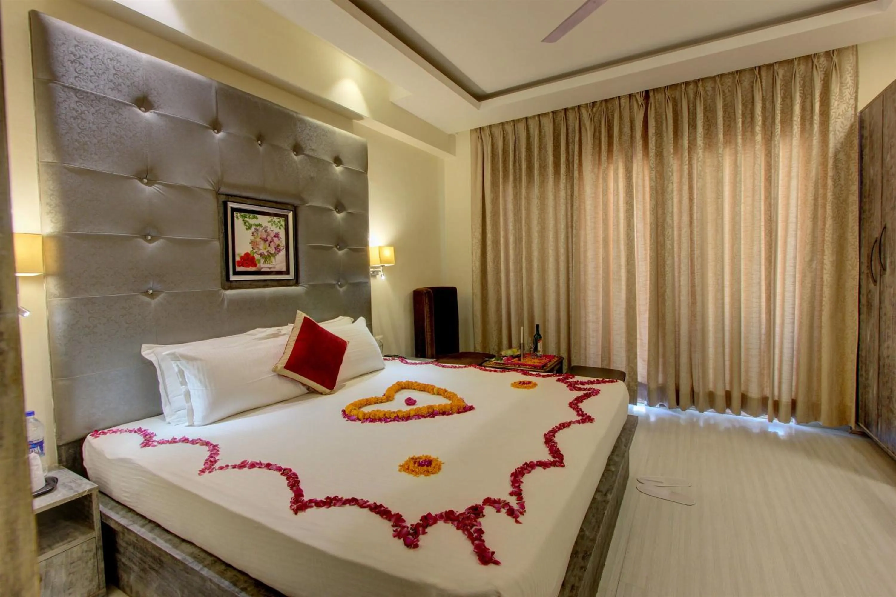 Bedroom in Hill County Resort & Spa