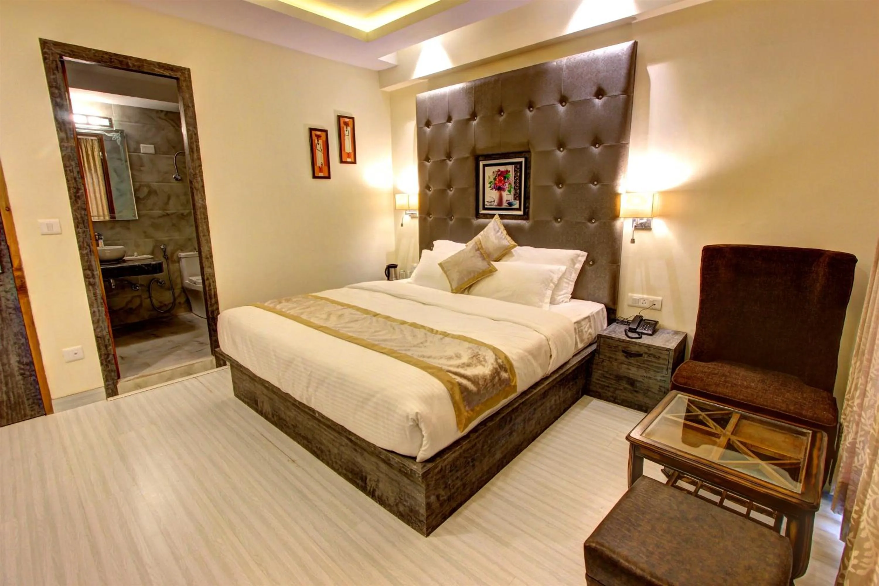 Bedroom in Hill County Resort & Spa