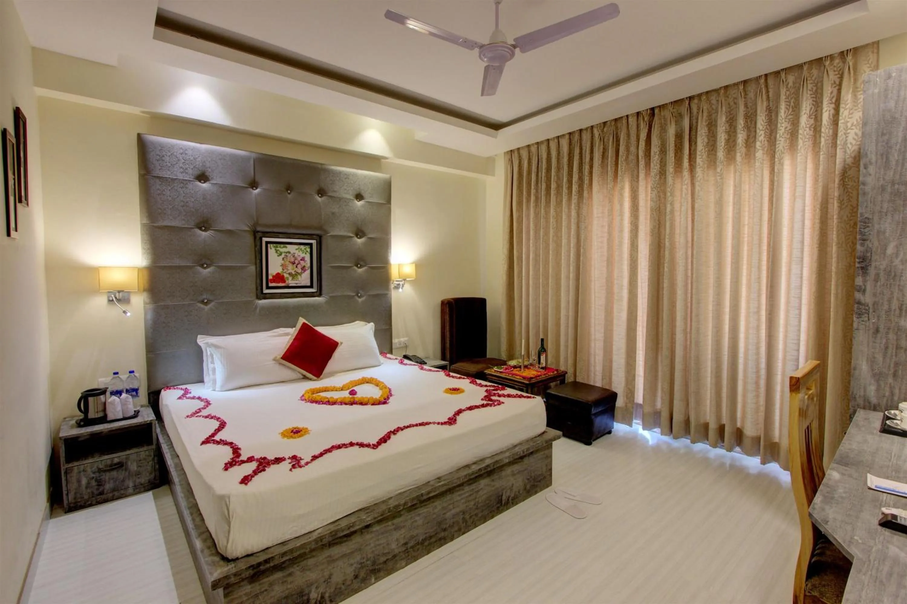 Bedroom in Hill County Resort & Spa