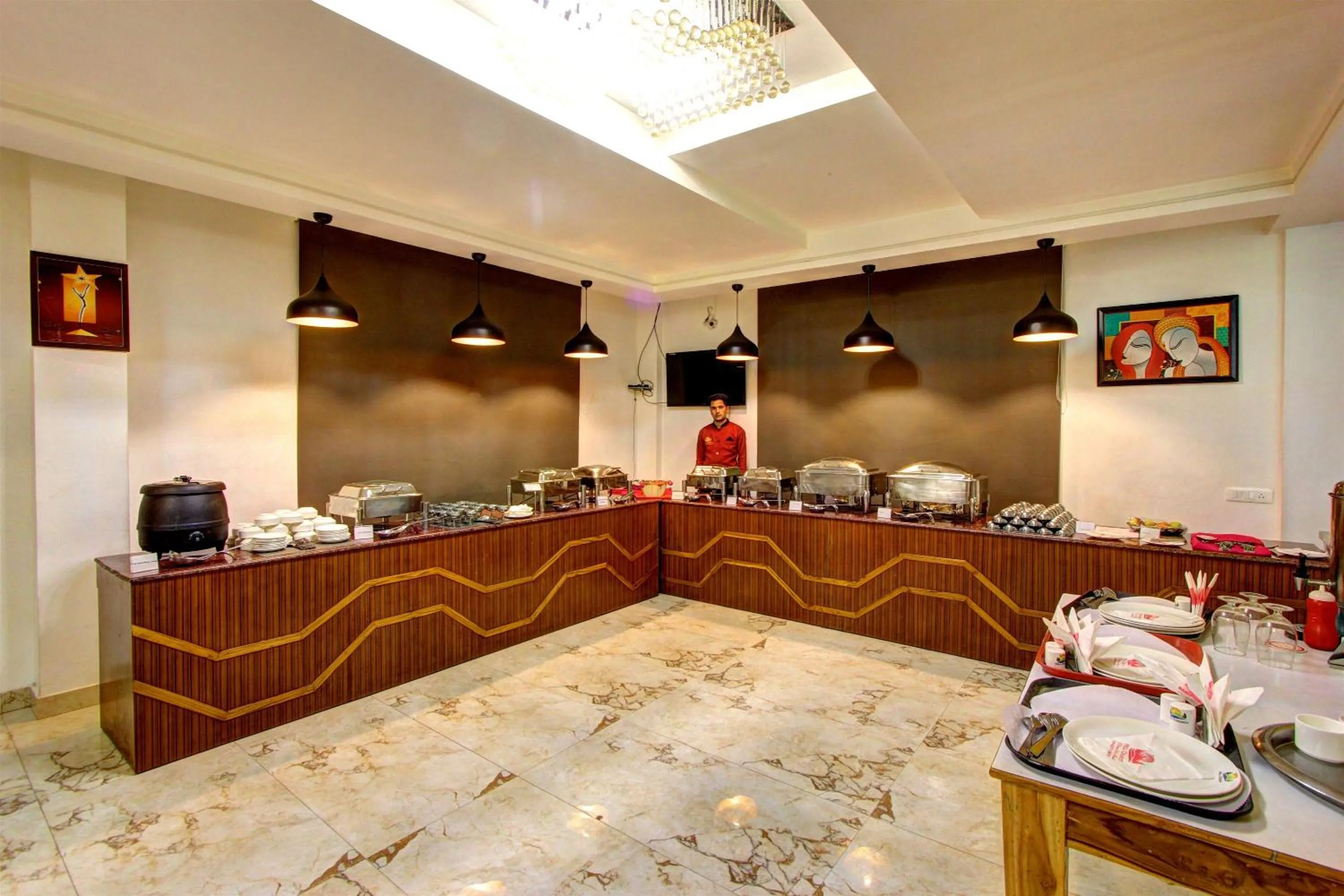 Food and drinks in Hill County Resort & Spa