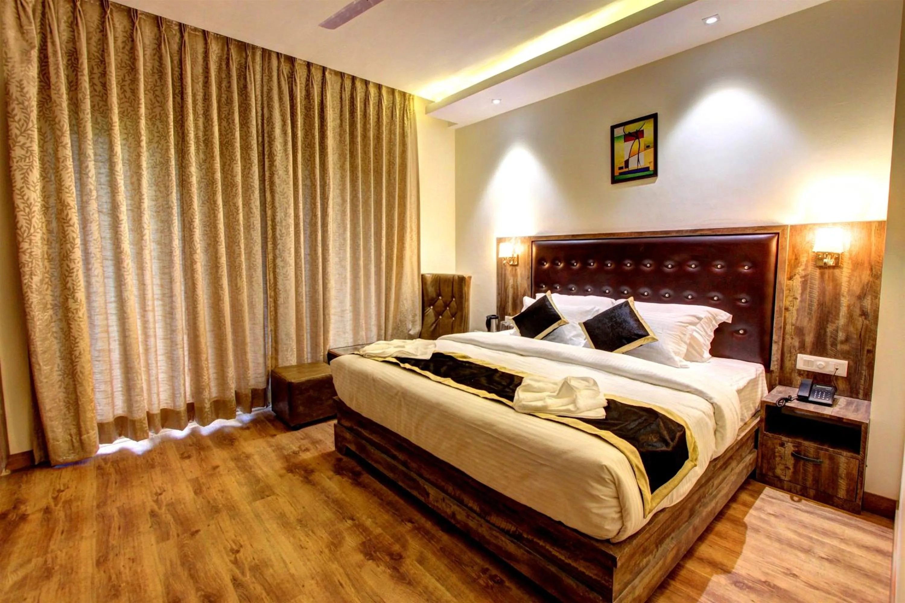 Bedroom in Hill County Resort & Spa