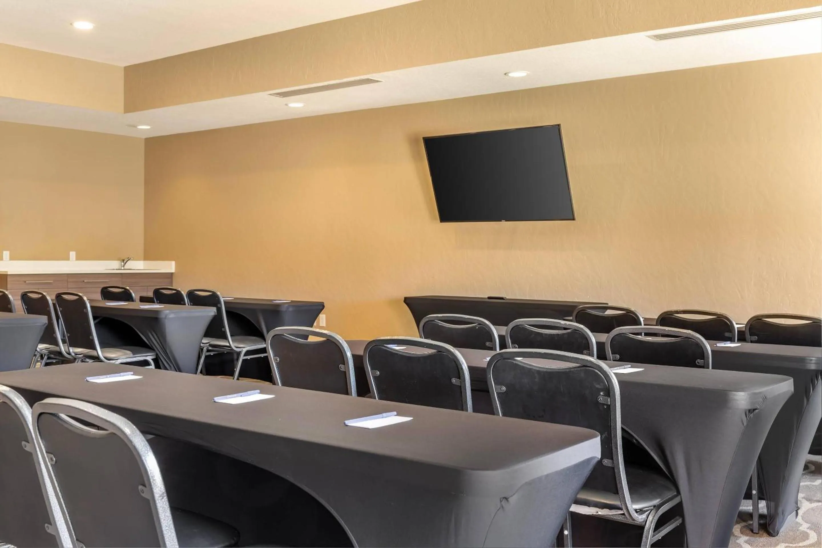 Meeting/conference room in Comfort Suites Florence - Cincinnati South