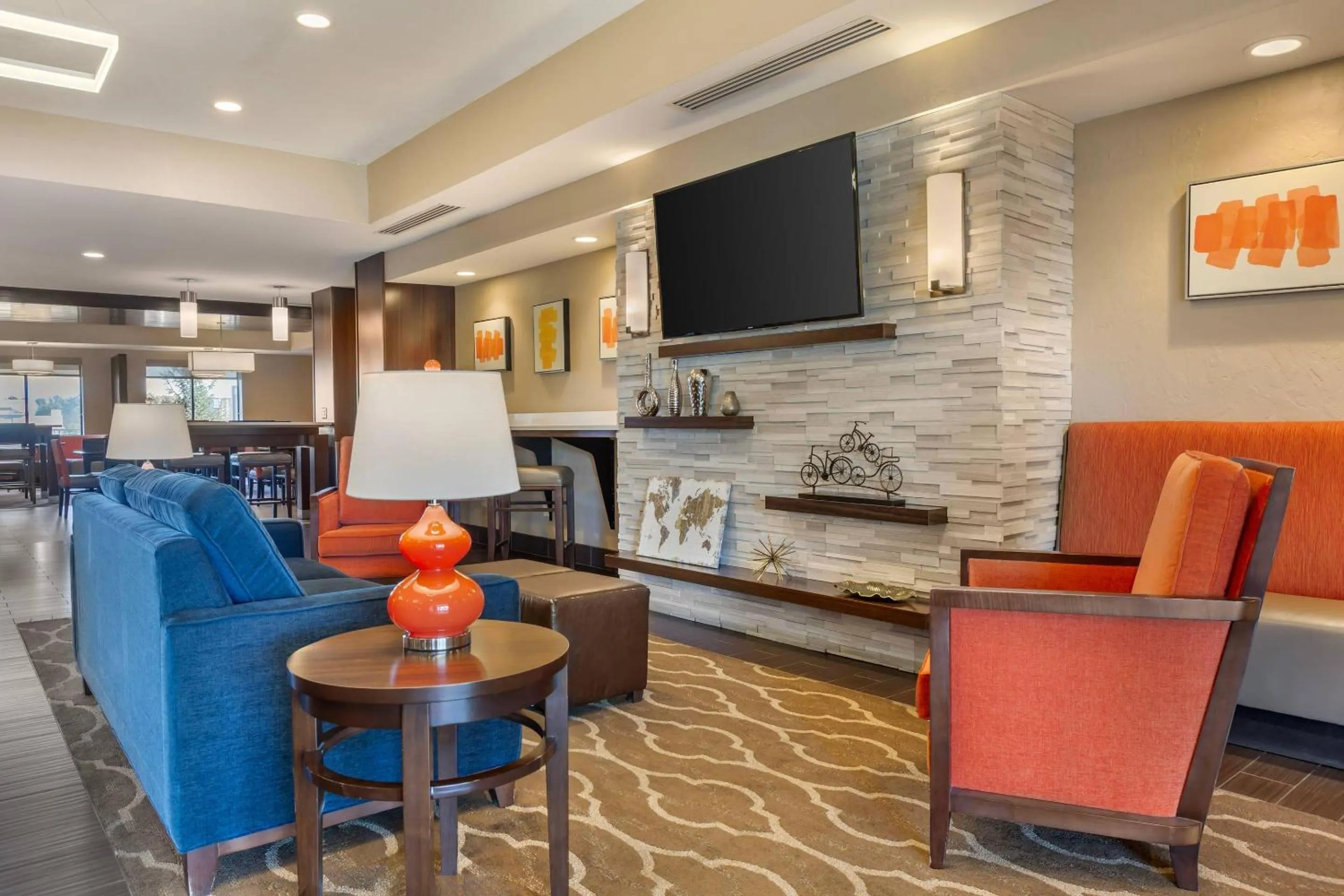 Lobby or reception in Comfort Suites Florence - Cincinnati South