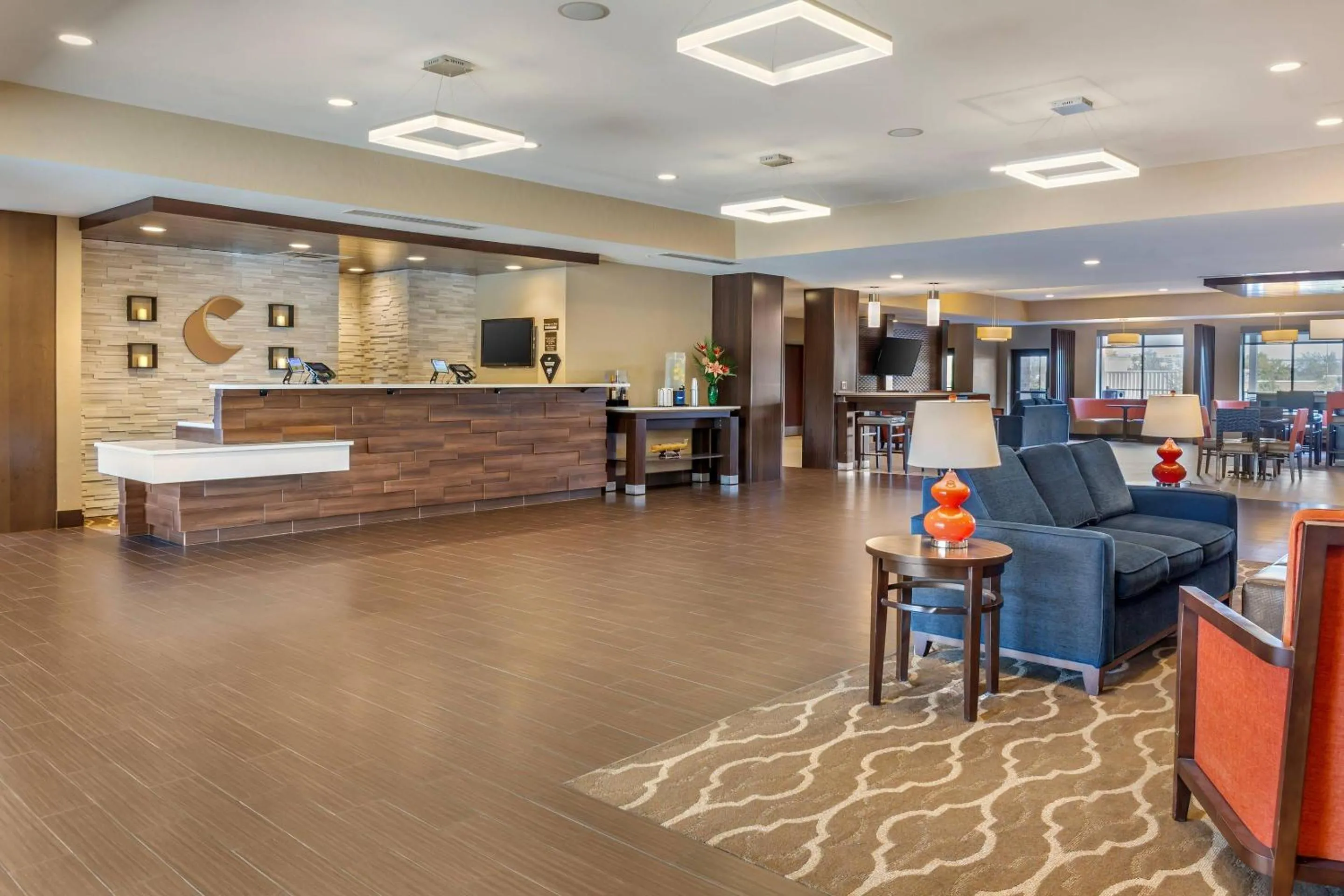 Lobby or reception in Comfort Suites Florence - Cincinnati South