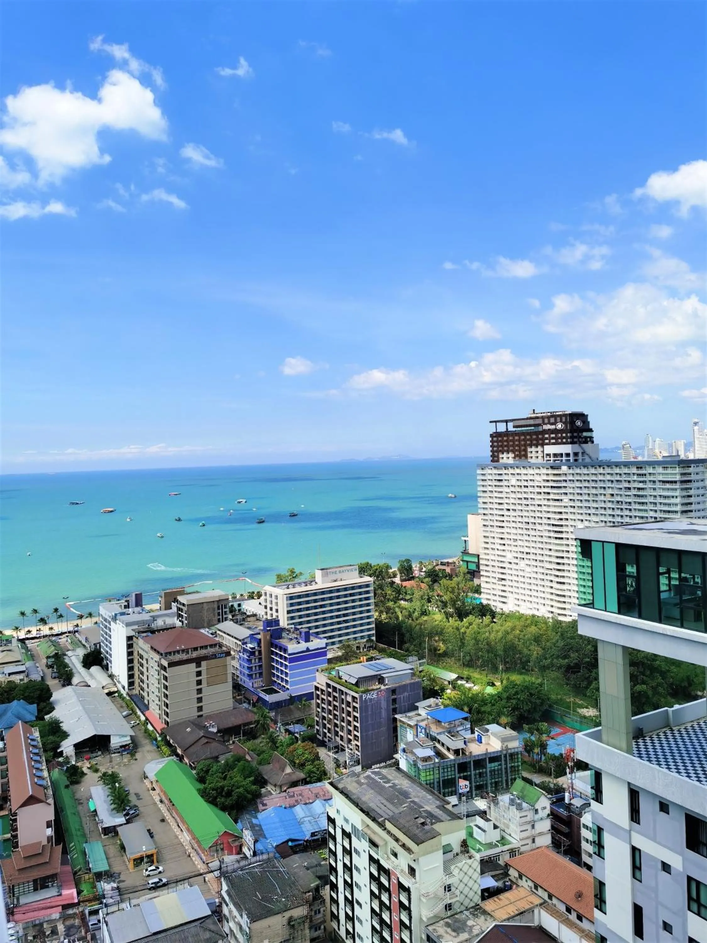 Bird's eye view in LLX Apartments at The Base condo