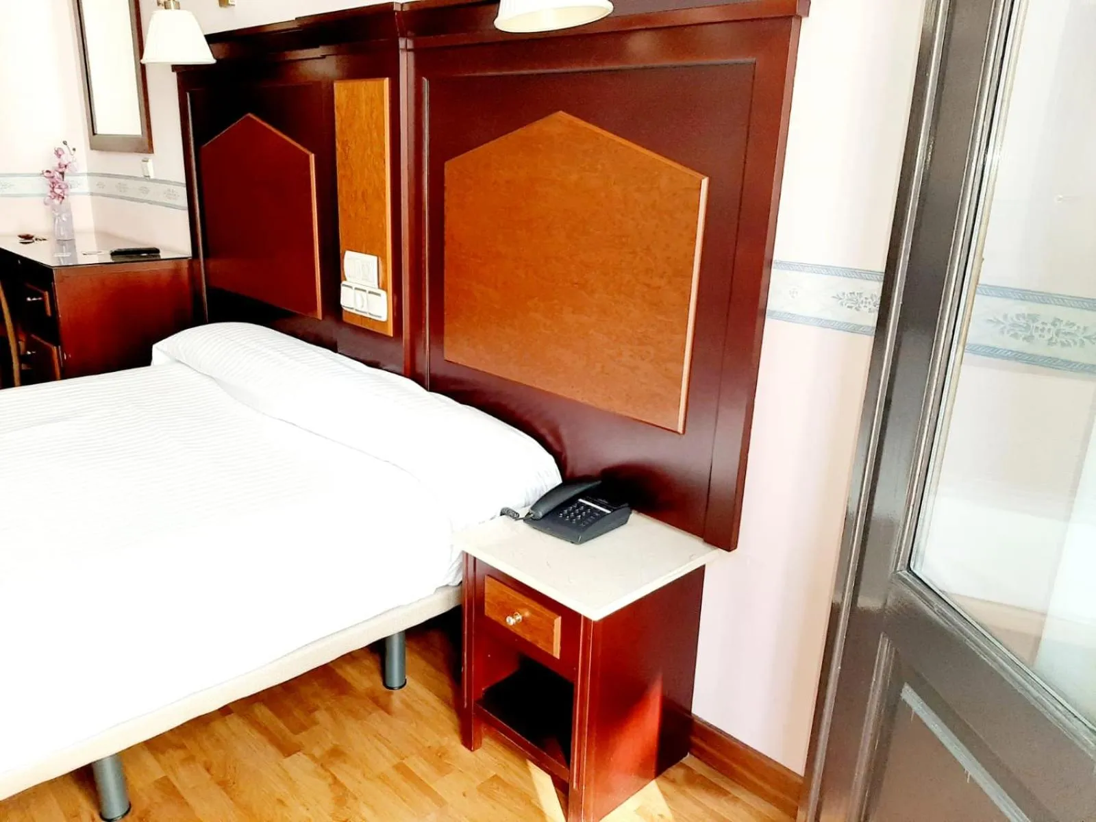 Bedroom, Bed in Hosteria Sara by gaiarooms