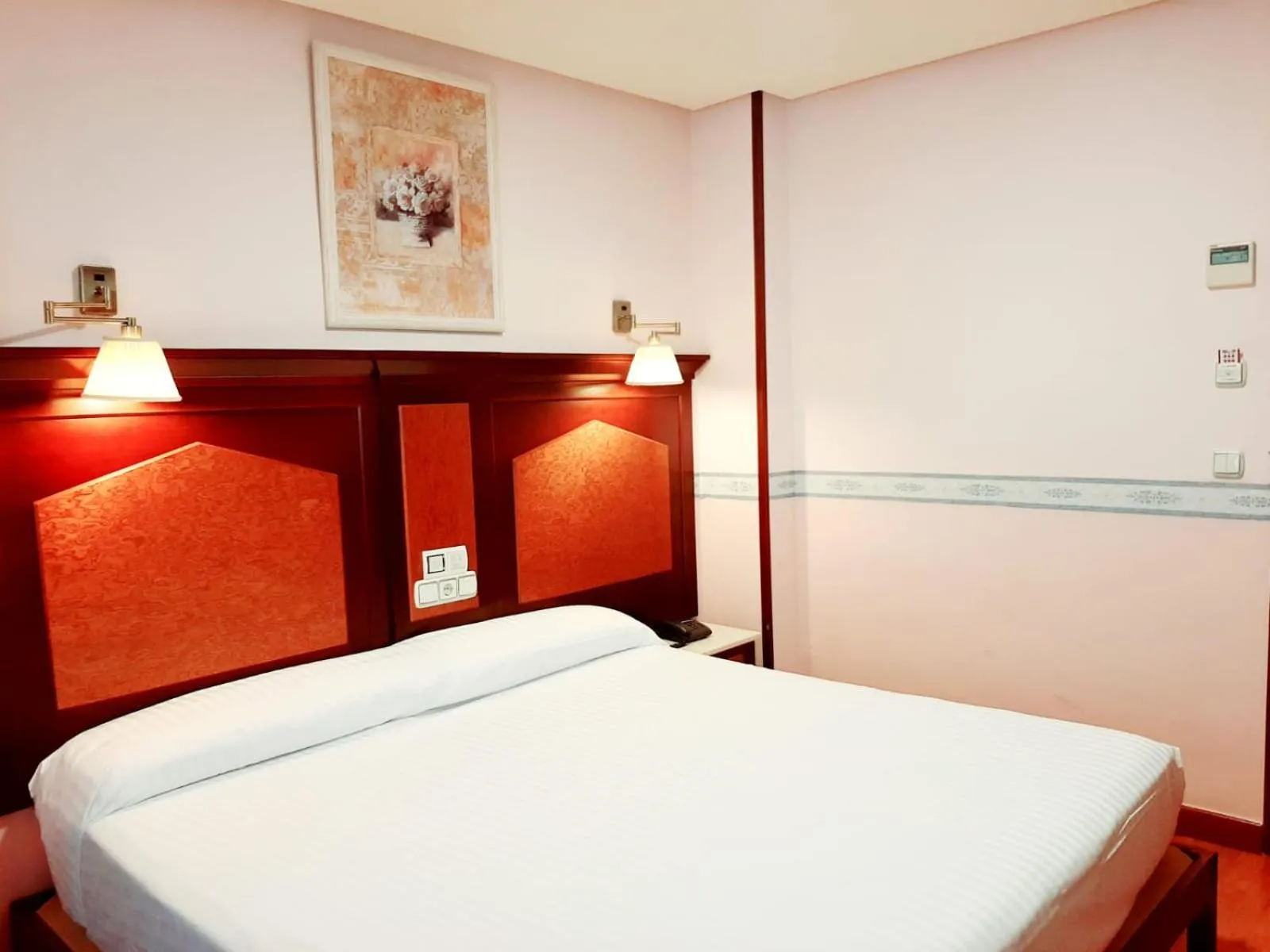 Bed in Hosteria Sara by gaiarooms