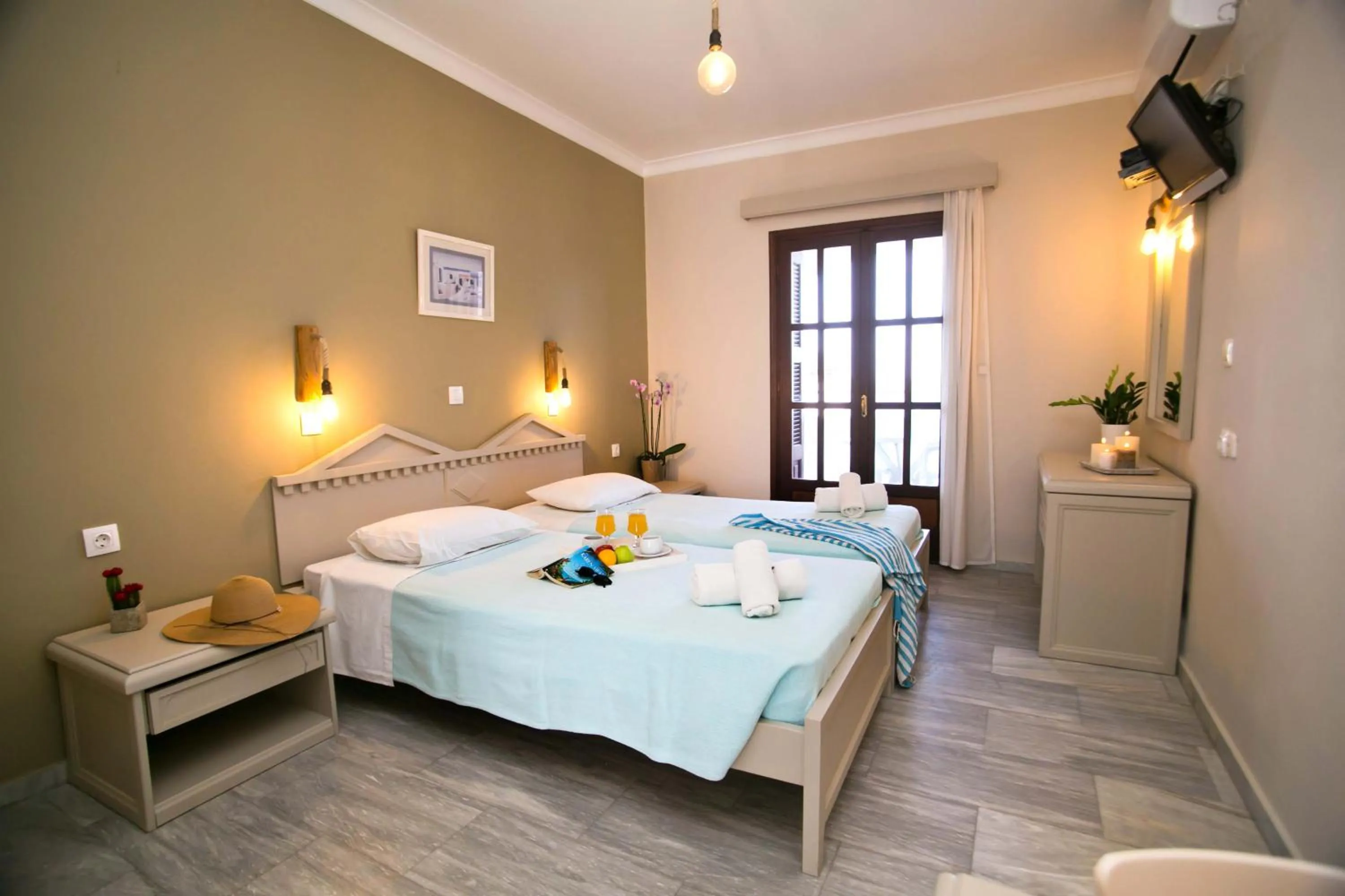 Bed in Kalypso Studios