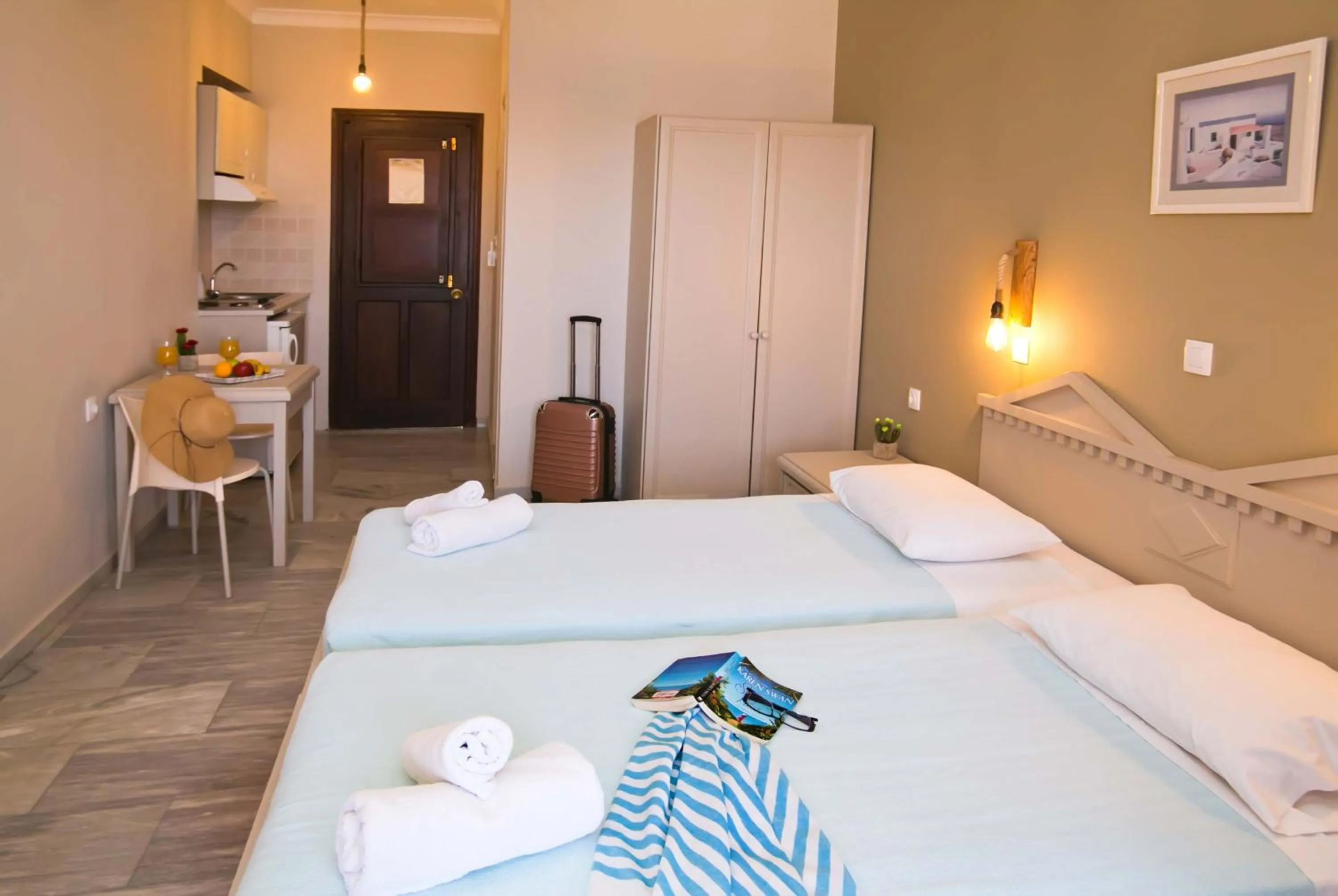 Bed in Kalypso Studios