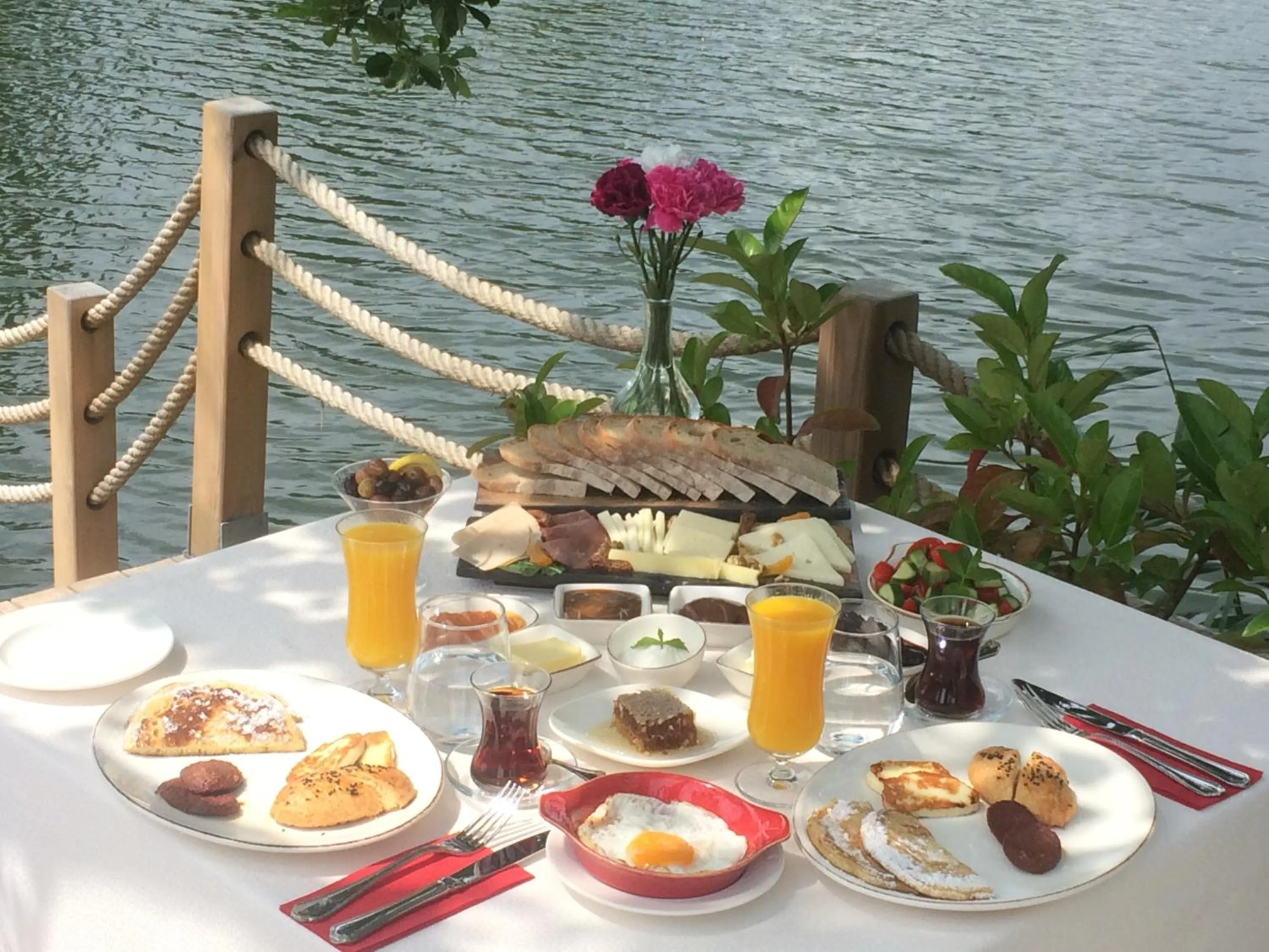 Breakfast in The Escape Hotel