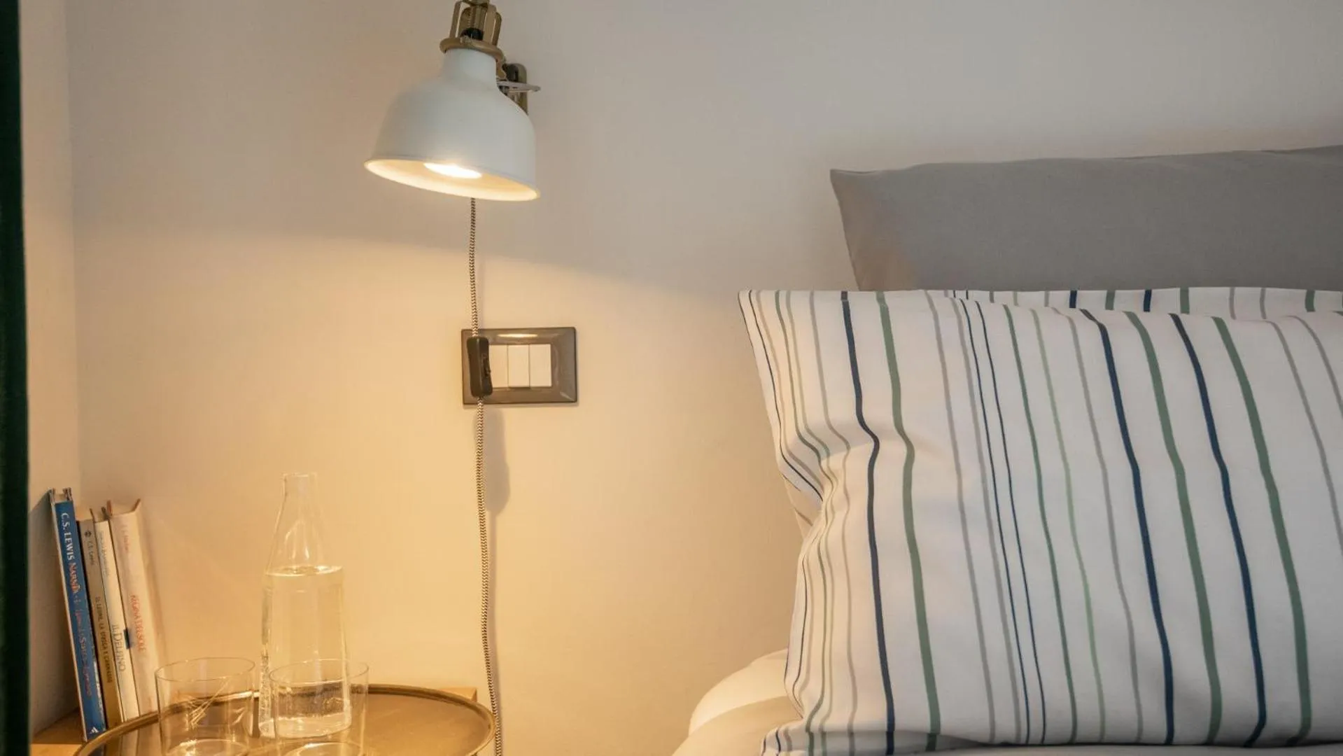 Decorative detail, Bed in Good Morning Bologna