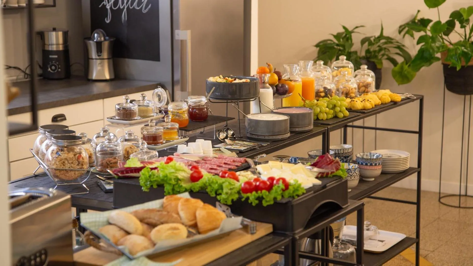 Food and drinks in Good Morning Bologna