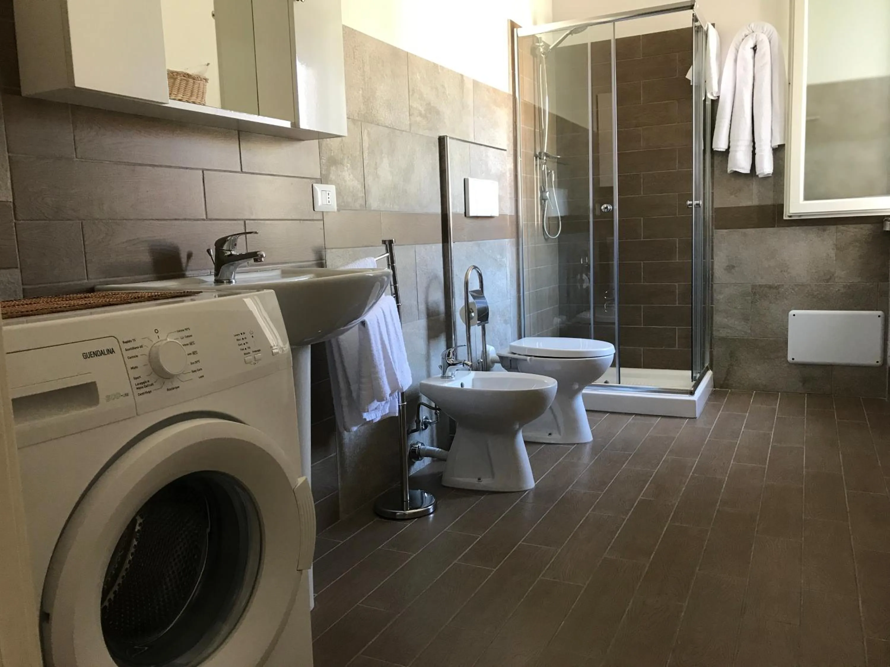 Shower in Calamo-Residence- B&B