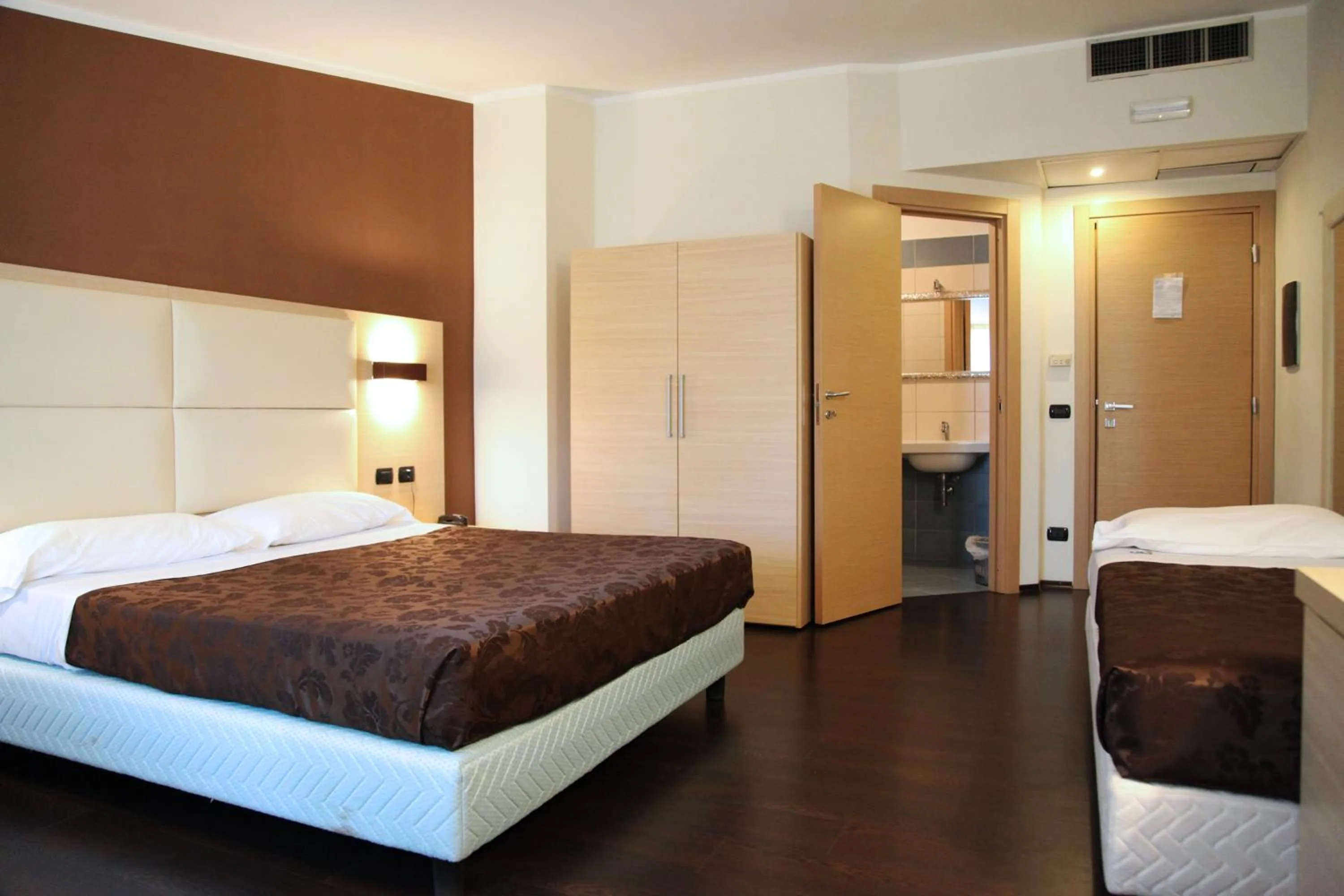 Bed in Hotel Sogni D'Oro Airport